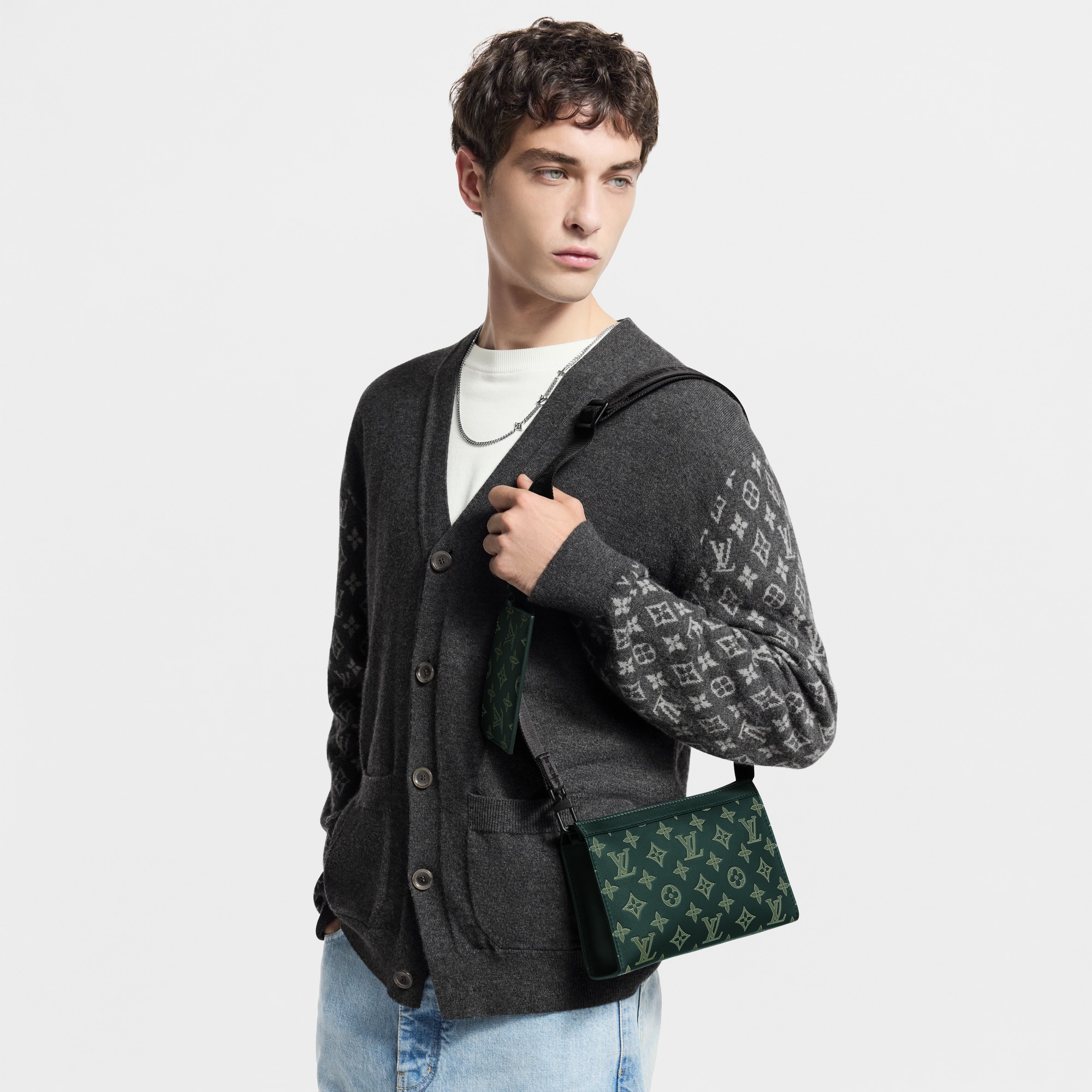 LV} - LVMonogram Shadow Leather - LV男士小型皮具 | 路易威登LOUIS VUITTON官网 (产品缩放)