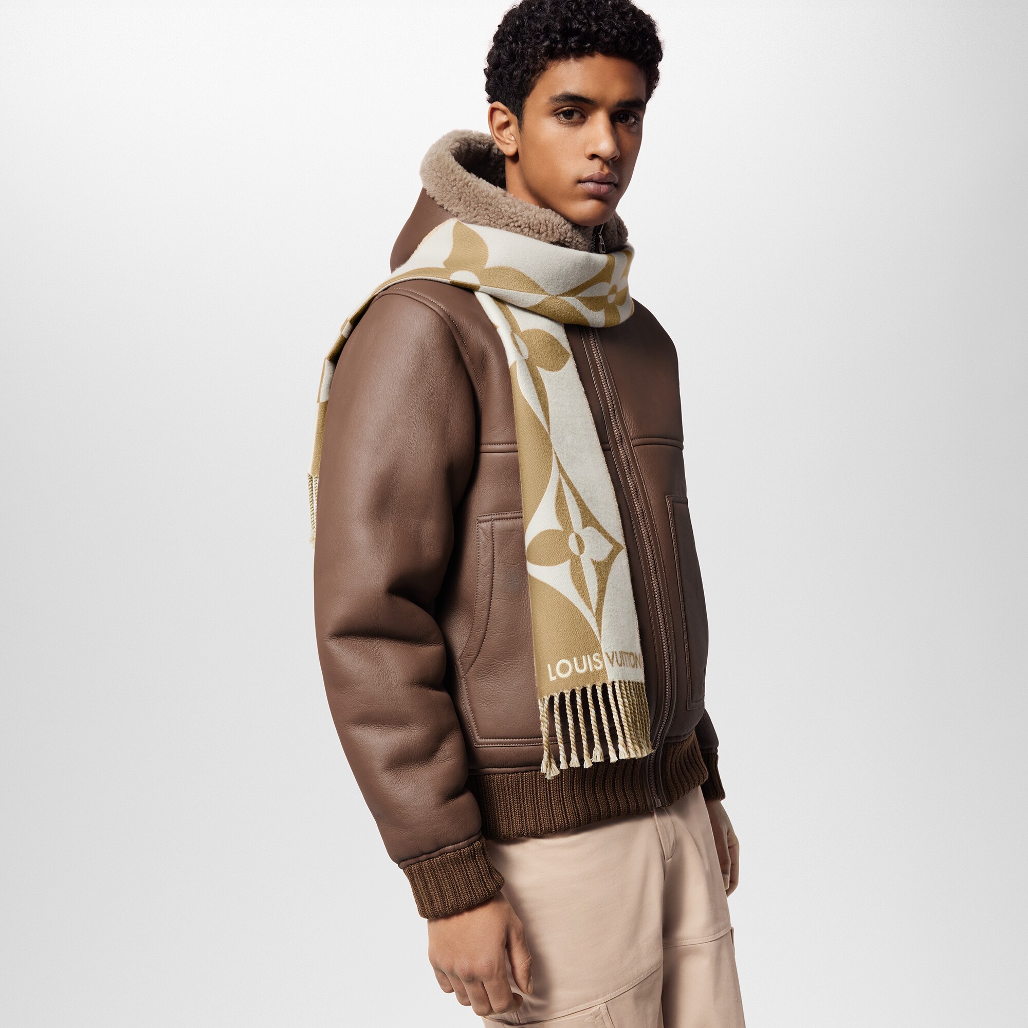 LV} - LVS00 - LV男士配饰系列 | 路易威登LOUIS VUITTON官网 (产品缩放)