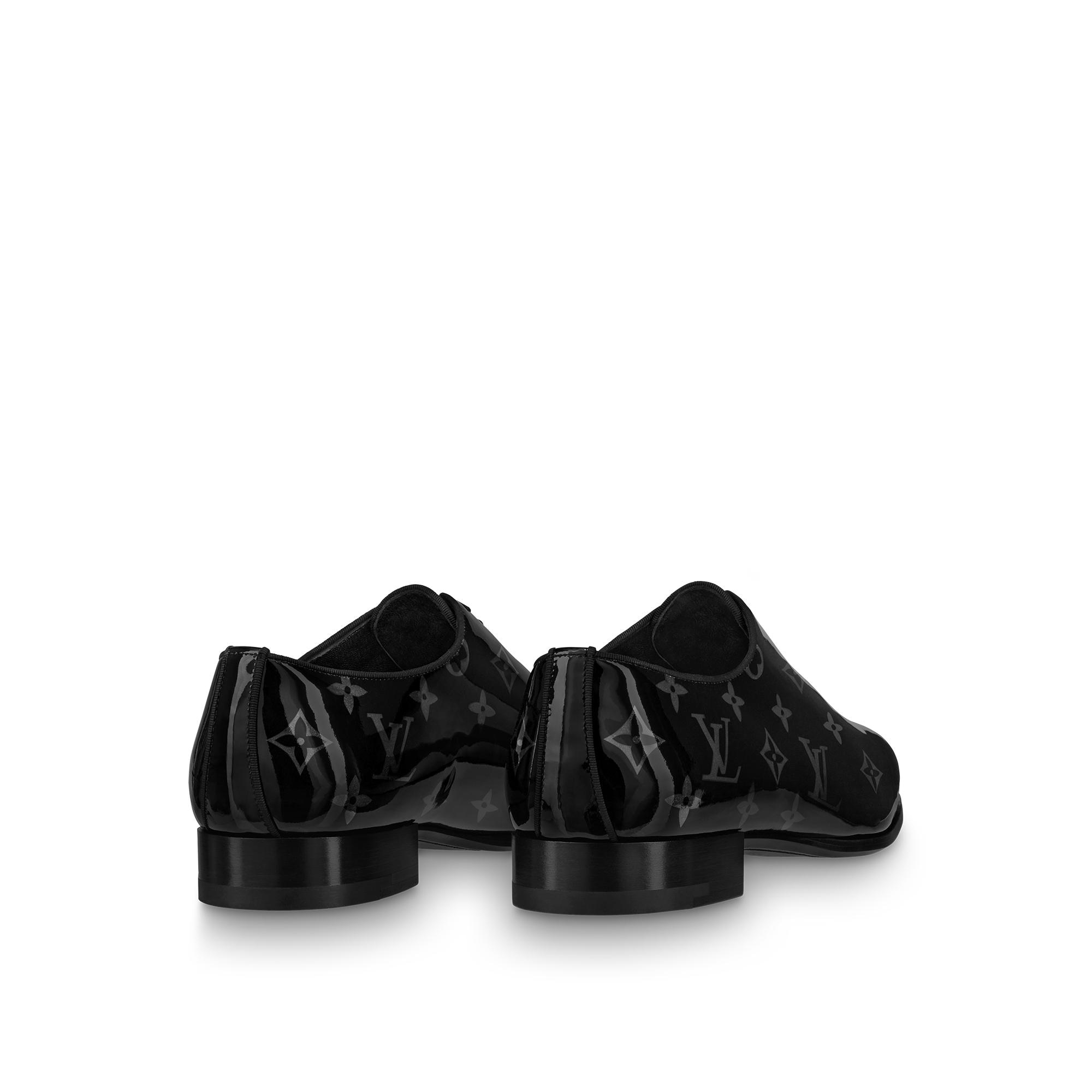 LV} - LV - LV男士鞋履系列 | 路易威登LOUIS VUITTON官网 (产品缩放)