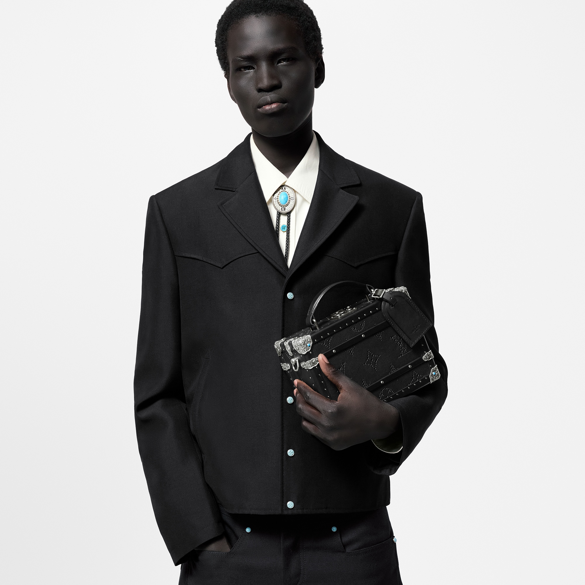 LV} - LVOther Leathers - LVLes Extraordinaires硬箱系列 | 路易威登LOUIS VUITTON官网 (产品缩放)