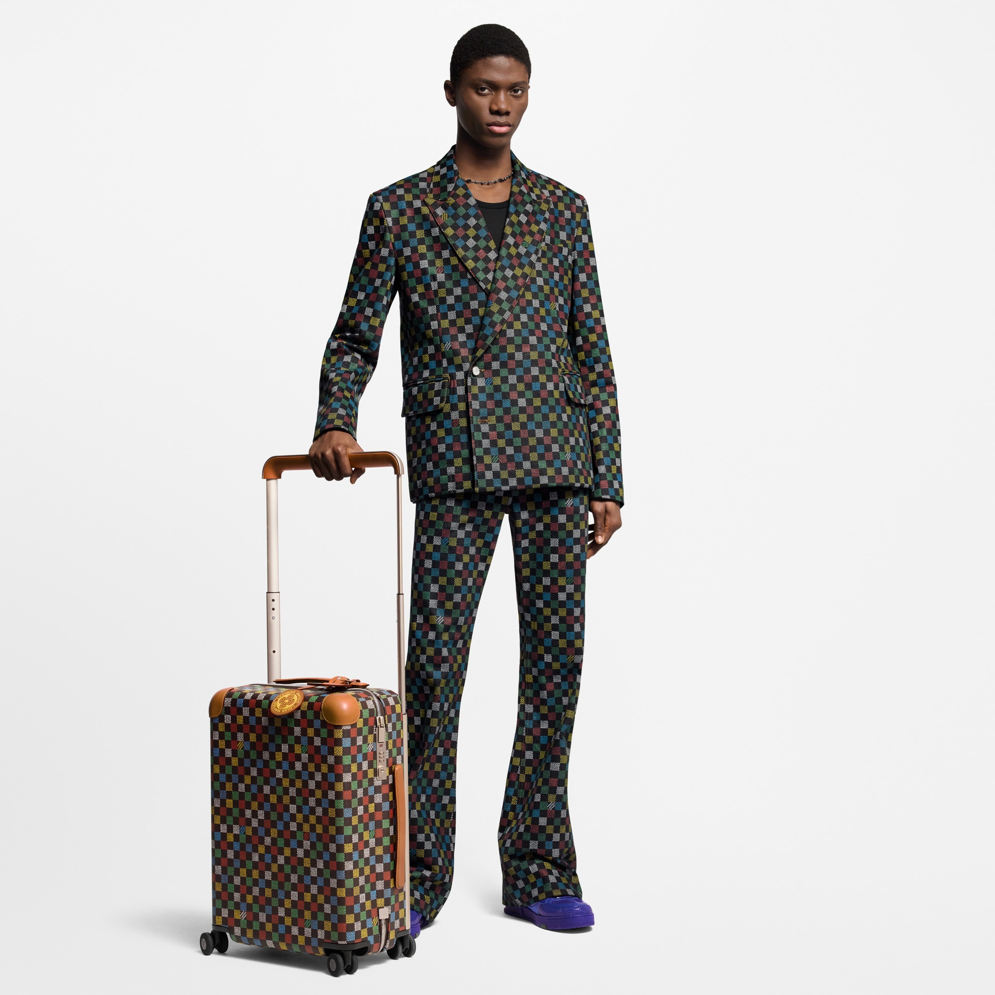 LV} - LVDamier Ebene - LV男士旅行用品 | 路易威登LOUIS VUITTON官网 (产品缩放)