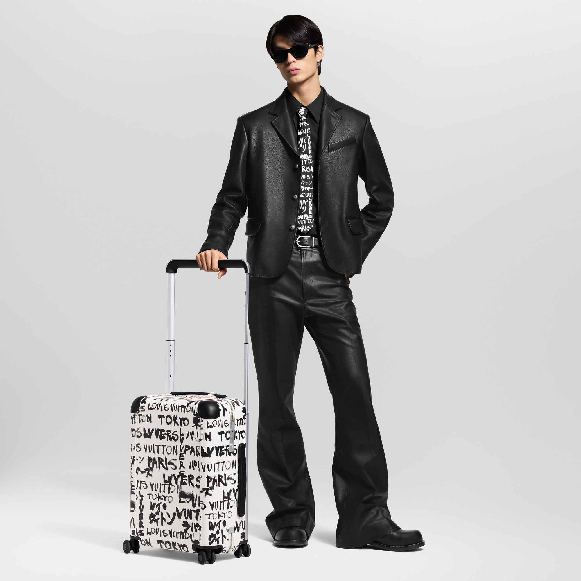 LV} - LVDamier Other - LV男士旅行用品 | 路易威登LOUIS VUITTON官网 (产品缩放)