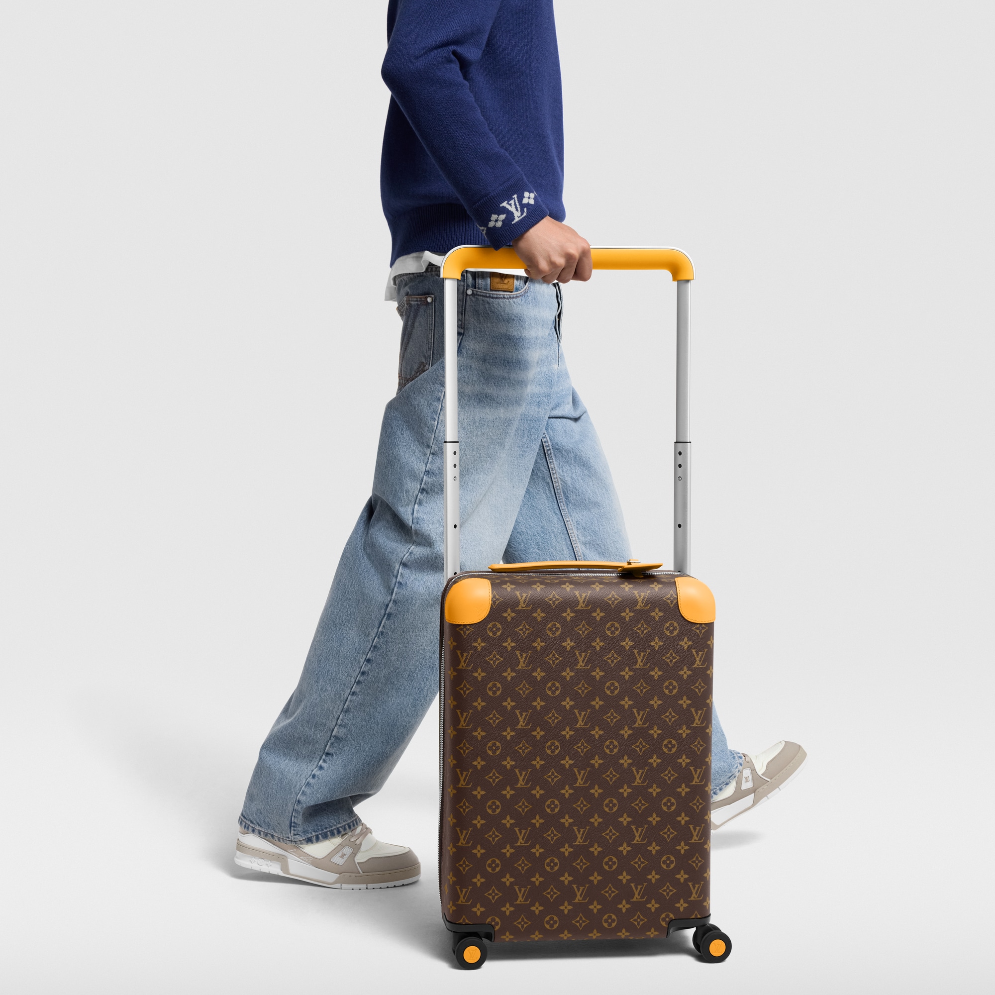 LV} - LVG73 - LV男士旅行用品 | 路易威登LOUIS VUITTON官网 (产品缩放)