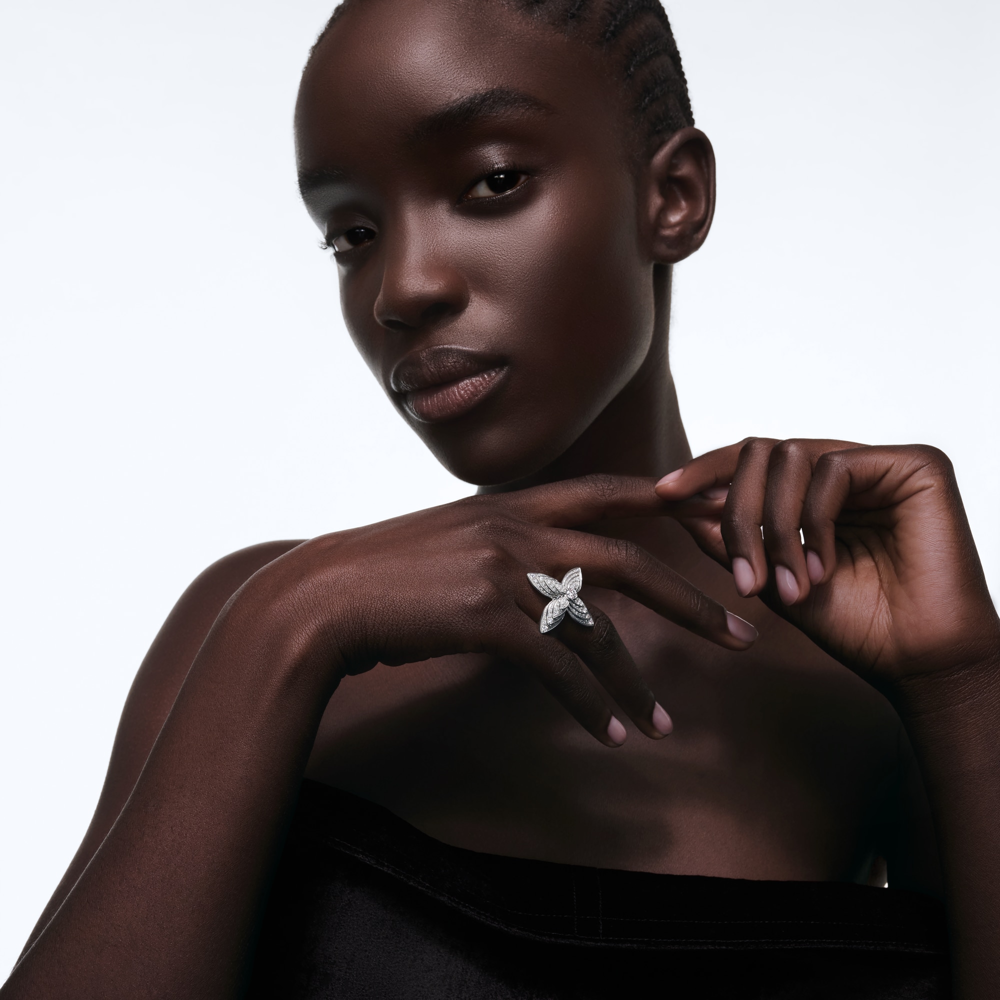 LV} - LV - LVLes Extraordinaires珠宝 | 路易威登LOUIS VUITTON官网 (产品缩放)