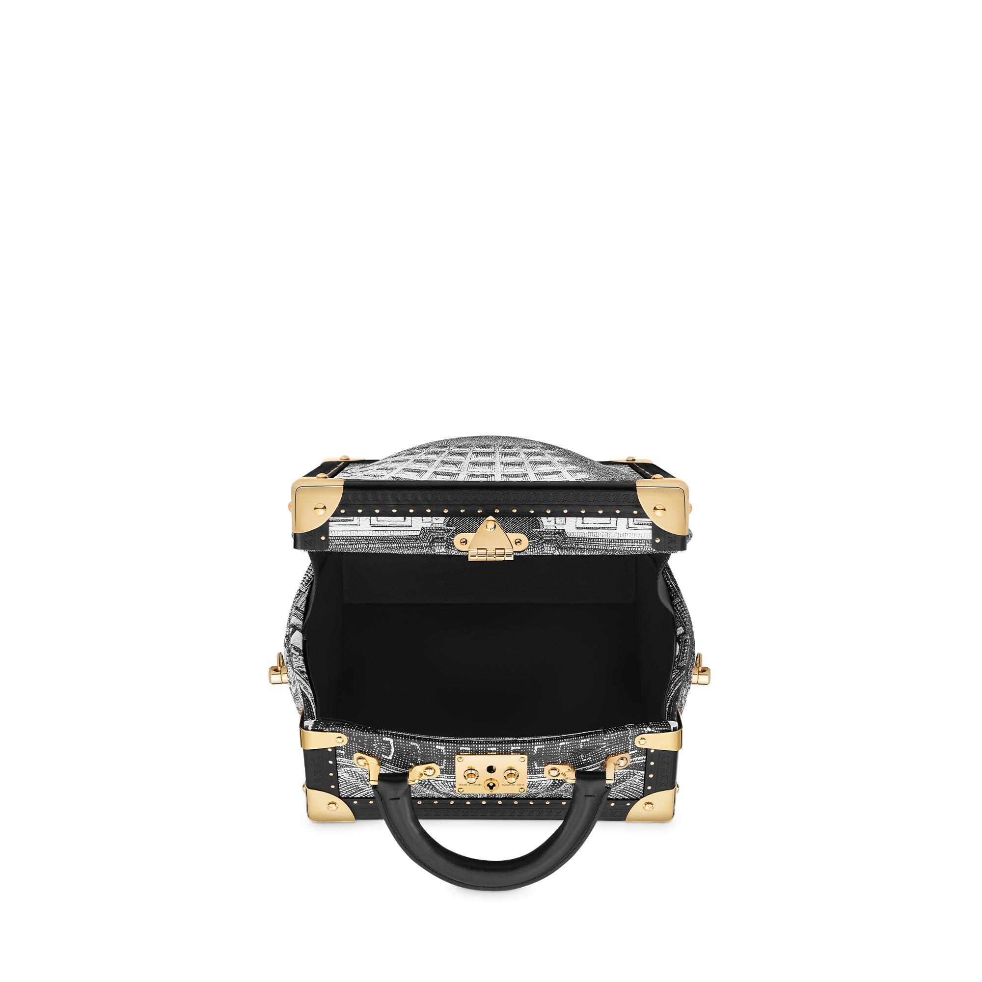 LV} - LV - LV男士Discontinued Product | 路易威登LOUIS VUITTON官网 (产品缩放)