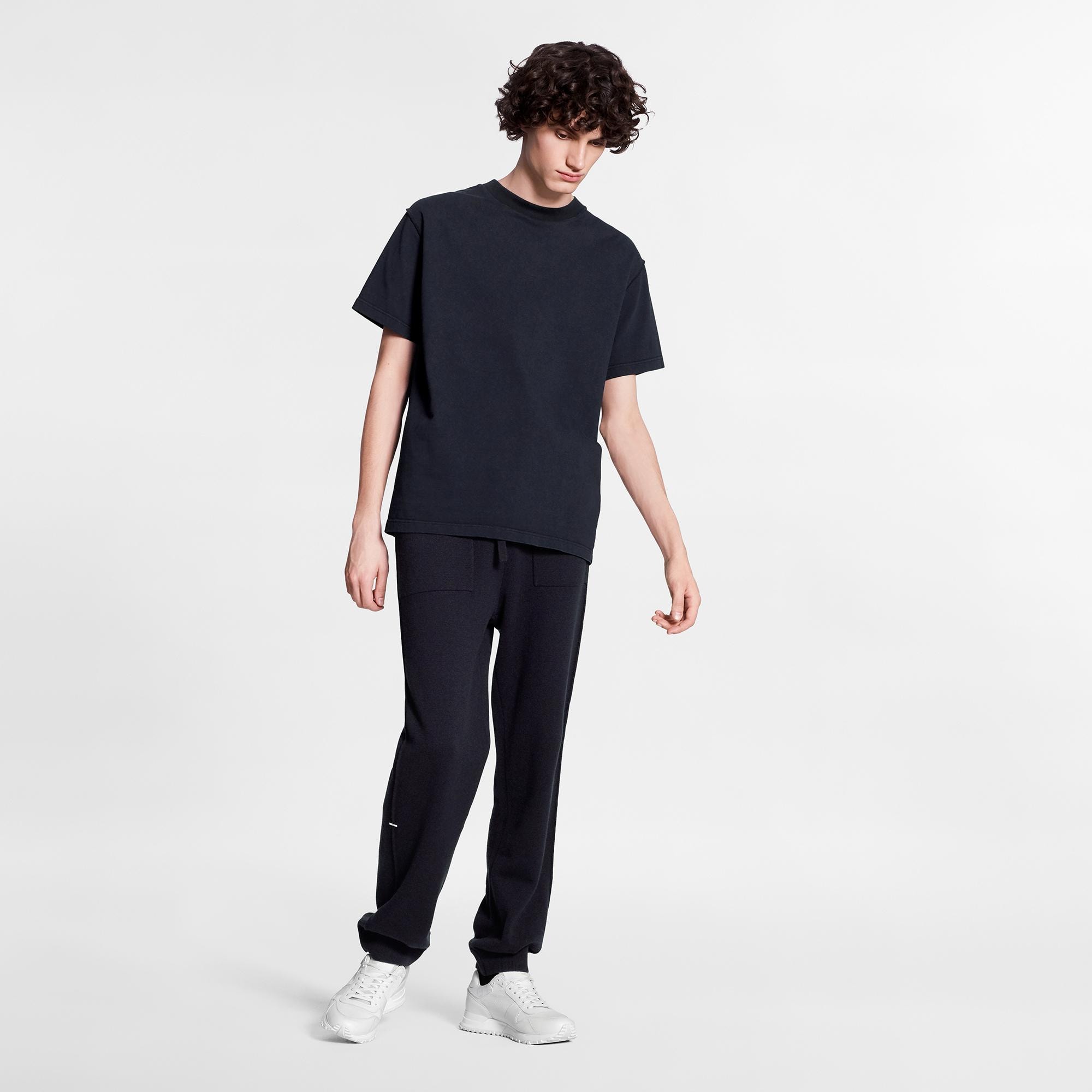 LV} - LV - LV男士Discontinued Product | 路易威登LOUIS VUITTON官网 (产品缩放)