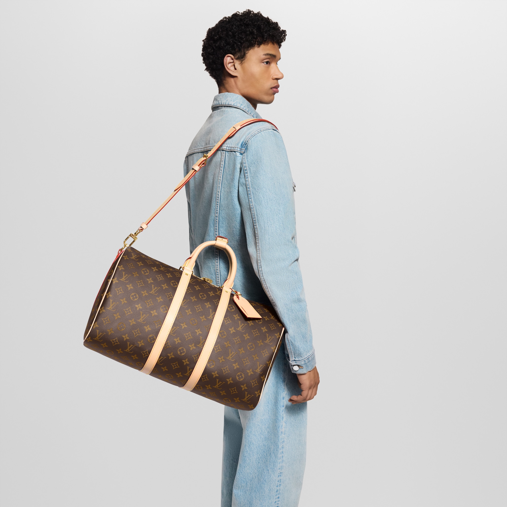 LV} - LVMonogram - LV甄礼指南个性化订制 | 路易威登LOUIS VUITTON官网 (产品缩放)