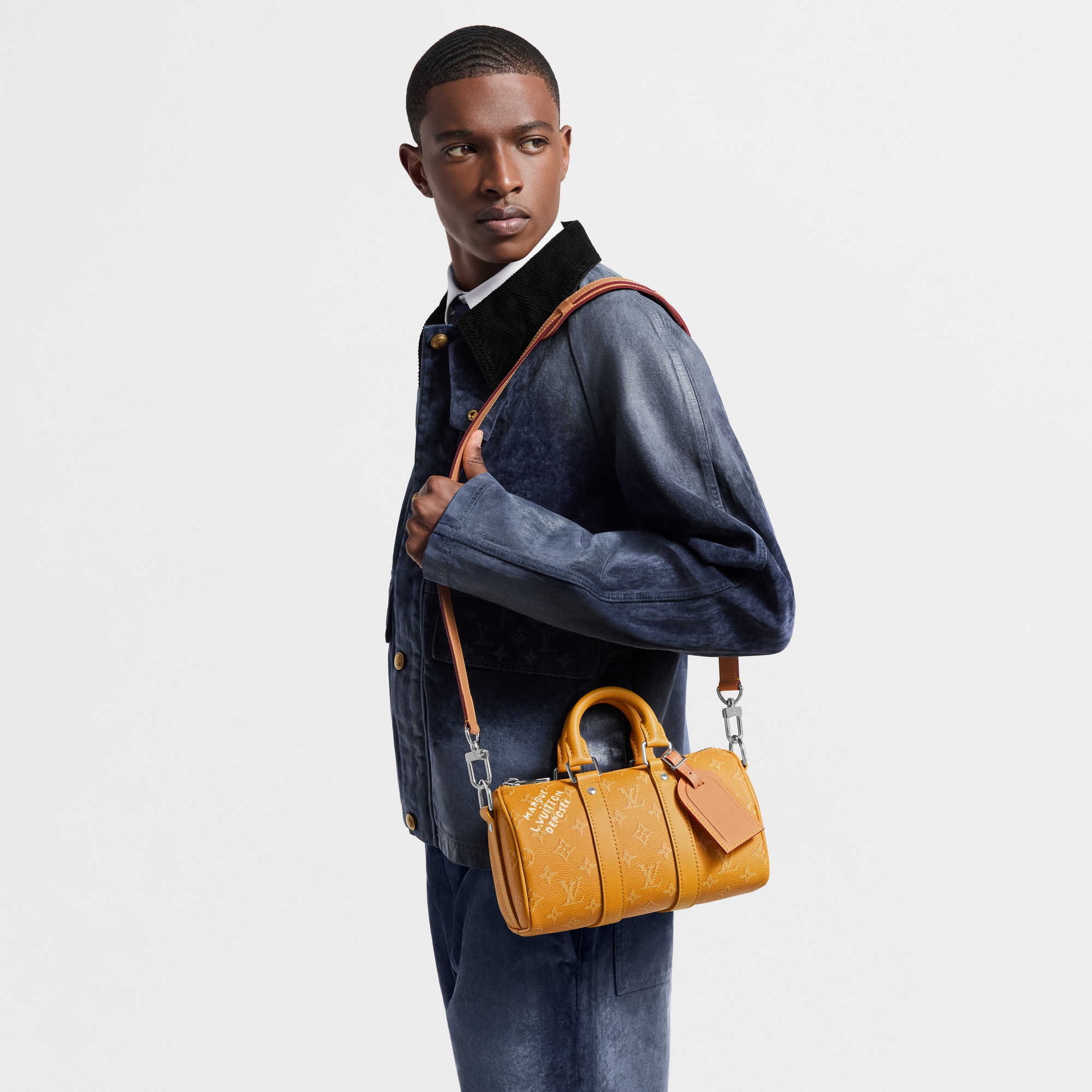 LV} - LVMonogram Other - LV包袋和小型皮具男士包袋 | 路易威登LOUIS VUITTON官网 (产品缩放)