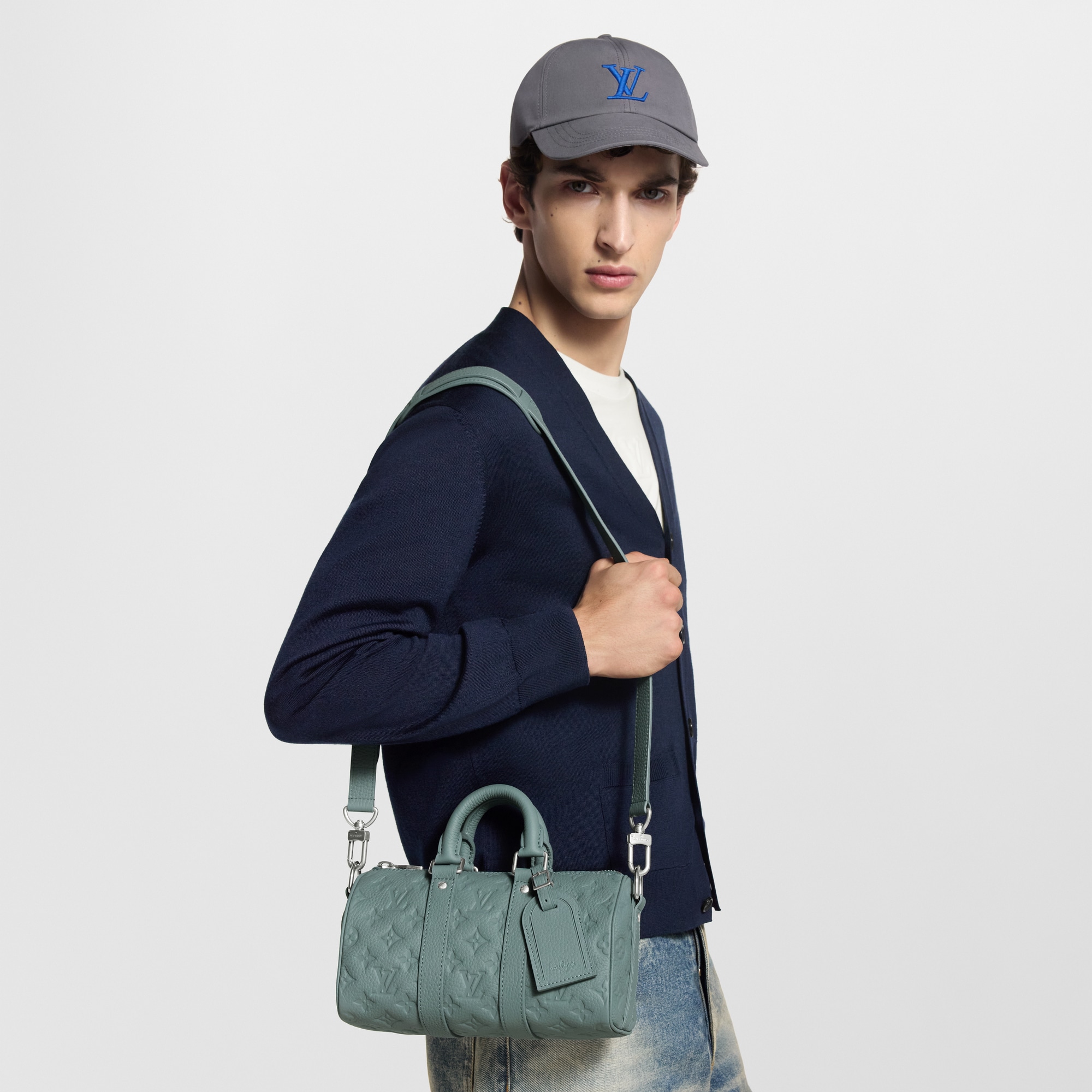 LV} - LVTaurillon Monogram - LV包袋和小型皮具男士包袋 | 路易威登LOUIS VUITTON官网 (产品缩放)