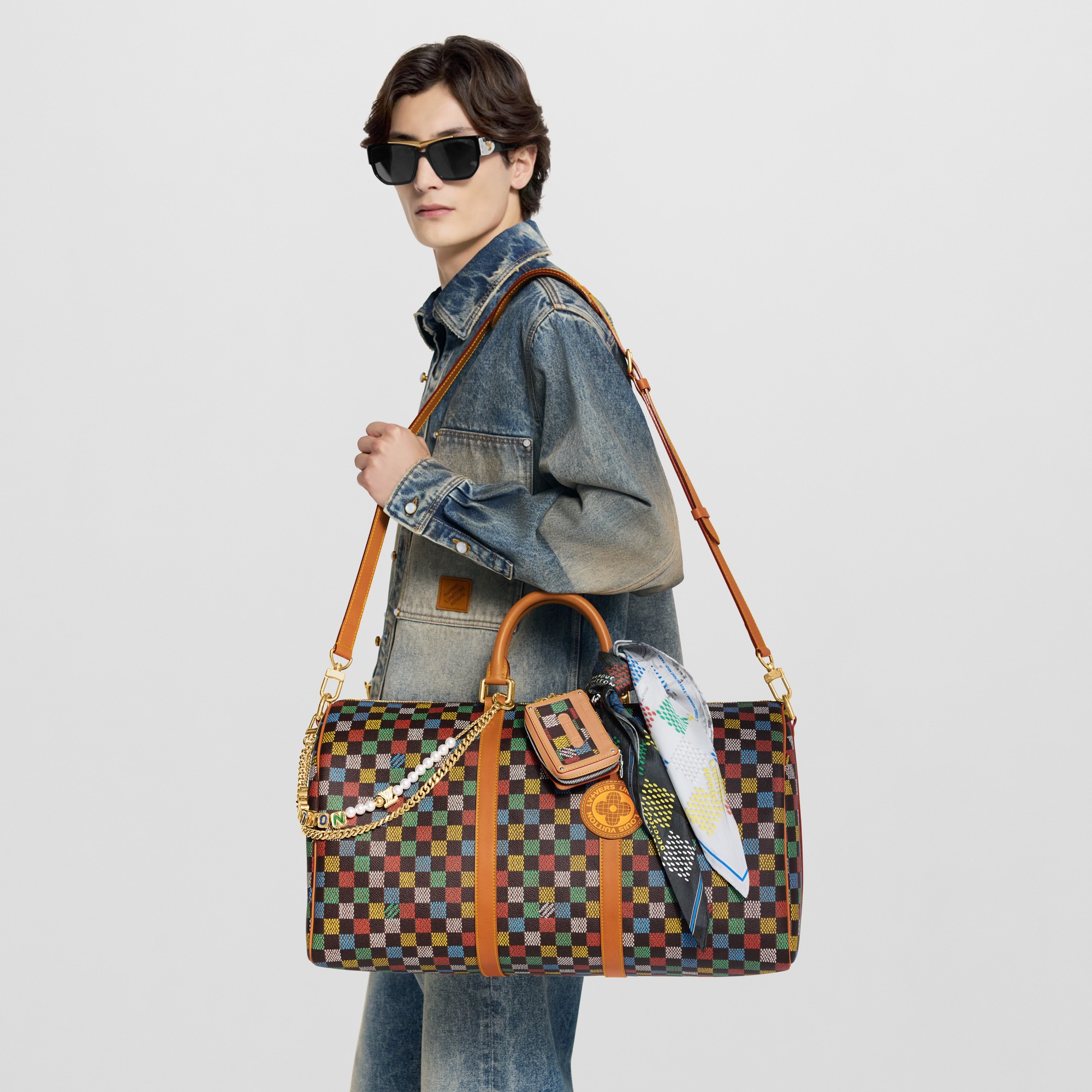 LV} - LVDamier Ebene - LV包袋和小型皮具男士包袋 | 路易威登LOUIS VUITTON官网 (产品缩放)