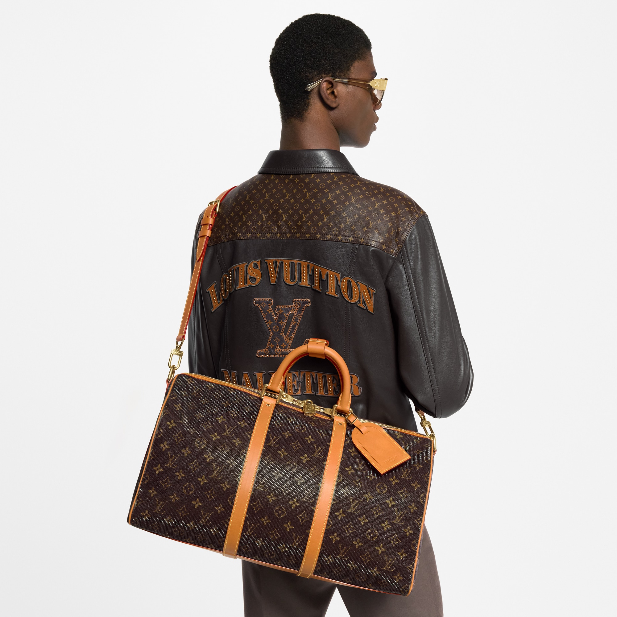 LV} - LVMonogram Other - LV包袋和小型皮具男士包袋 | 路易威登LOUIS VUITTON官网 (产品缩放)