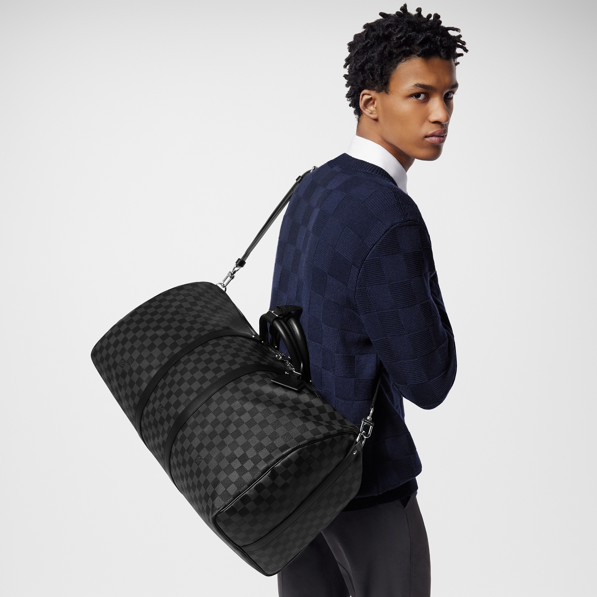 LV} - LVDamier Graphite - LV男士旅行用品 | 路易威登LOUIS VUITTON官网 (产品缩放)