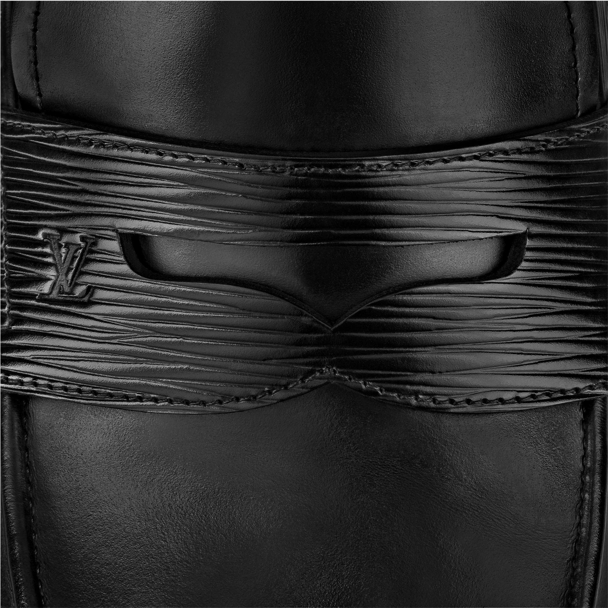 LV} - LV - LV男士鞋履系列 | 路易威登LOUIS VUITTON官网 (产品缩放)