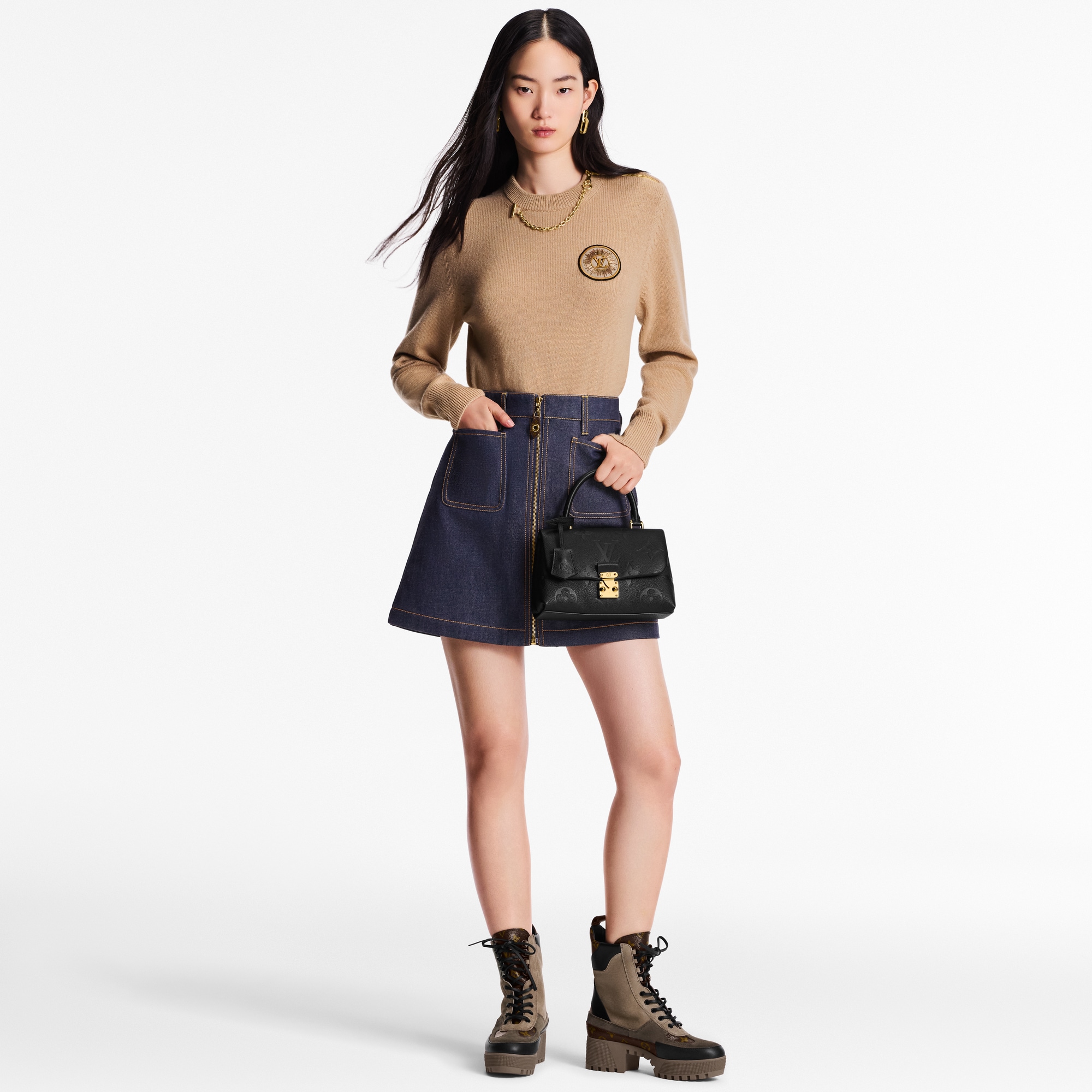 LV} - LV - LV女士鞋履系列 | 路易威登LOUIS VUITTON官网 (产品缩放)