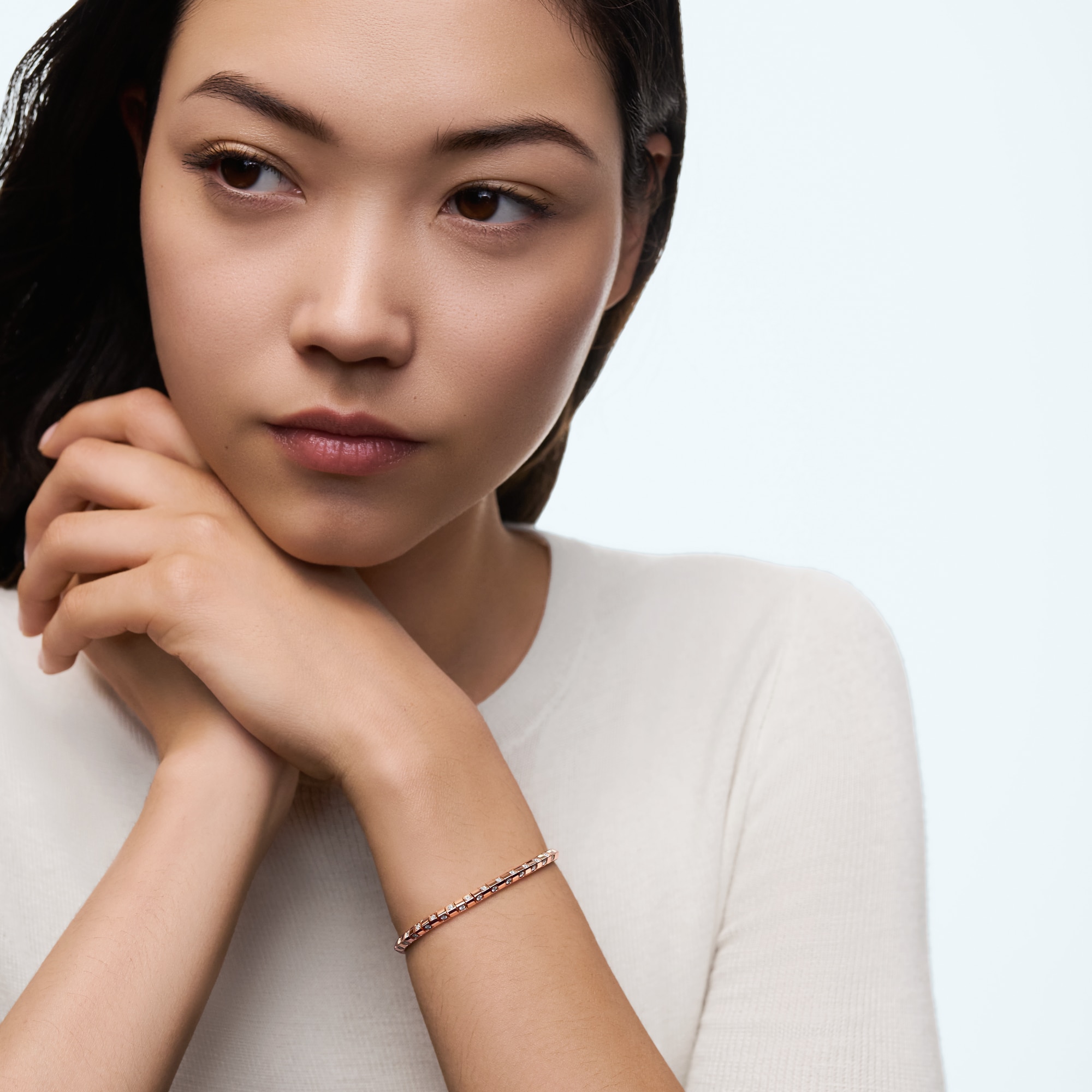 LV} - LV - LV珠宝按类别浏览 | 路易威登LOUIS VUITTON官网 (产品缩放)