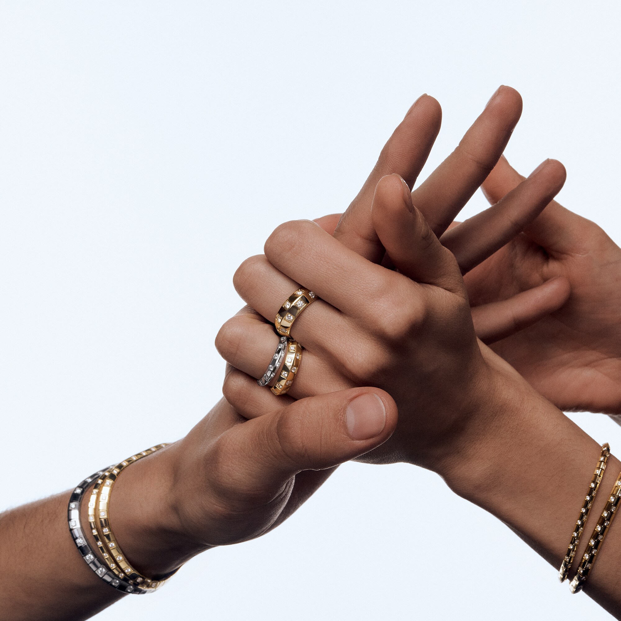 LV} - LV - LV珠宝按类别浏览 | 路易威登LOUIS VUITTON官网 (产品缩放)