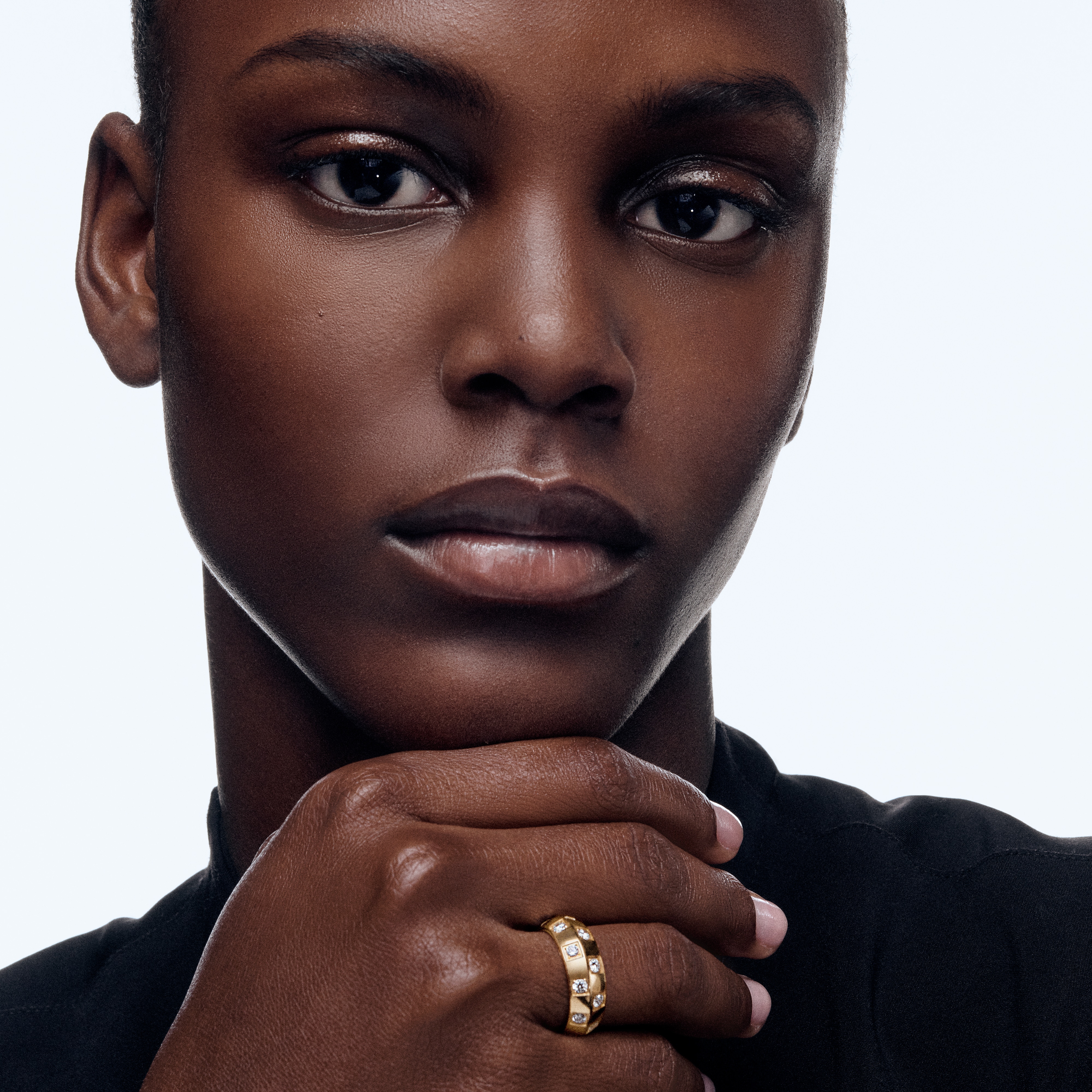 LV} - LV - LV珠宝按类别浏览 | 路易威登LOUIS VUITTON官网 (产品缩放)