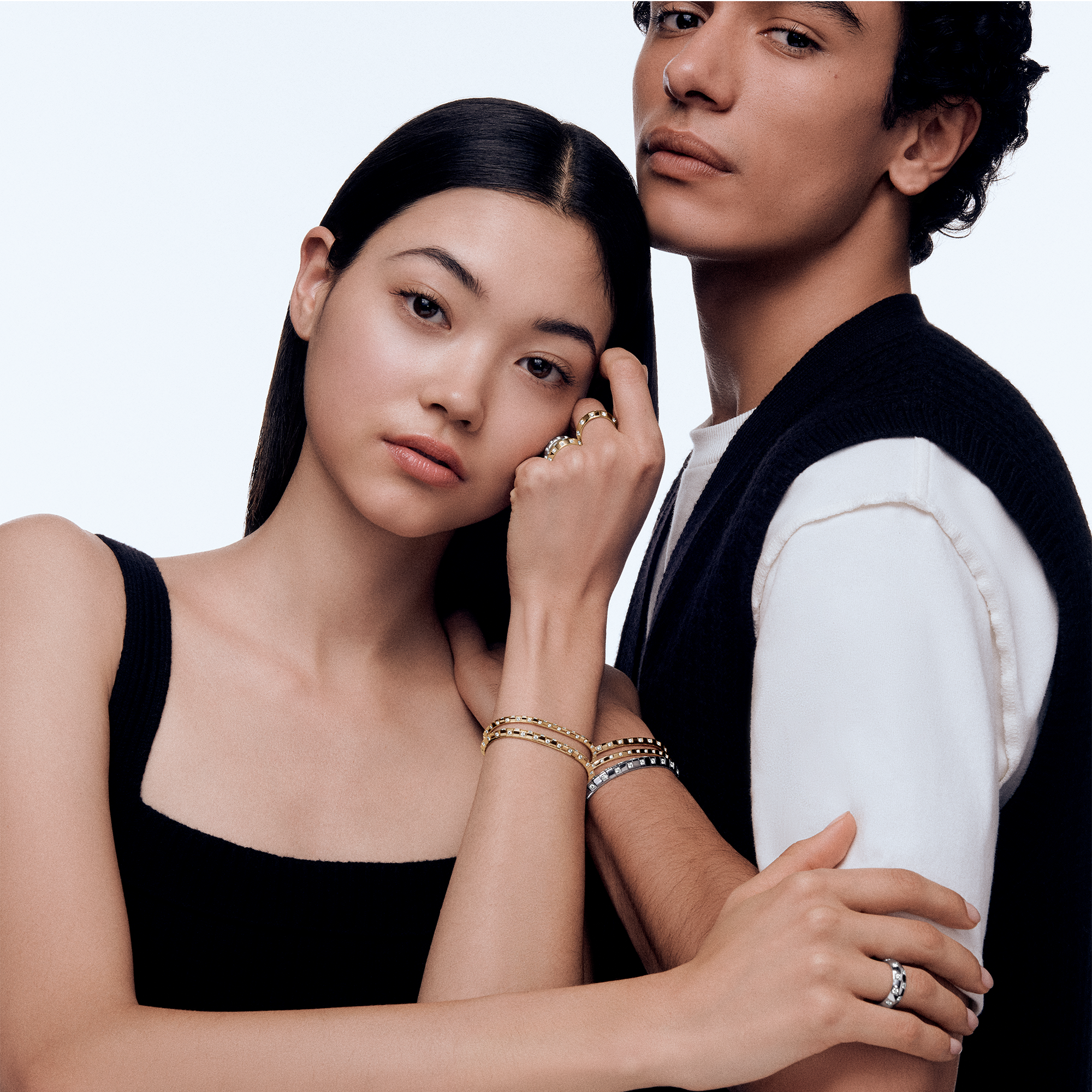 LV} - LV - LV珠宝按类别浏览 | 路易威登LOUIS VUITTON官网 (产品缩放)