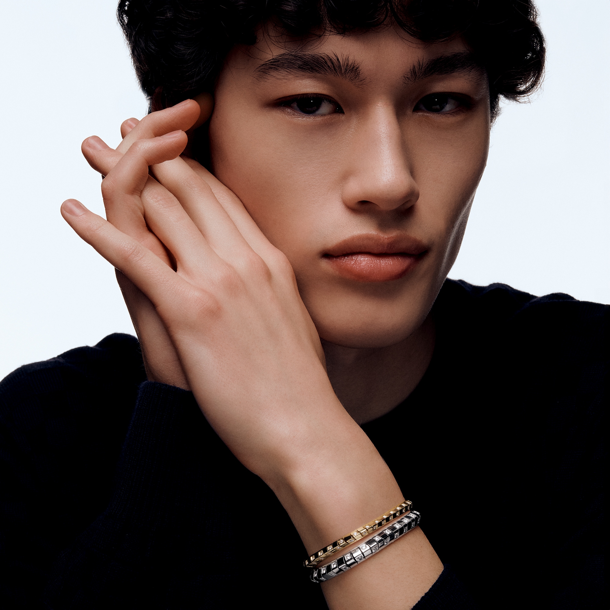 LV} - LV - LV珠宝按类别浏览 | 路易威登LOUIS VUITTON官网 (产品缩放)