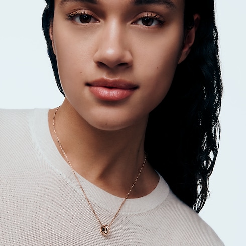 LV} - LV - LV珠宝按类别浏览 | 路易威登LOUIS VUITTON官网 (产品缩放)