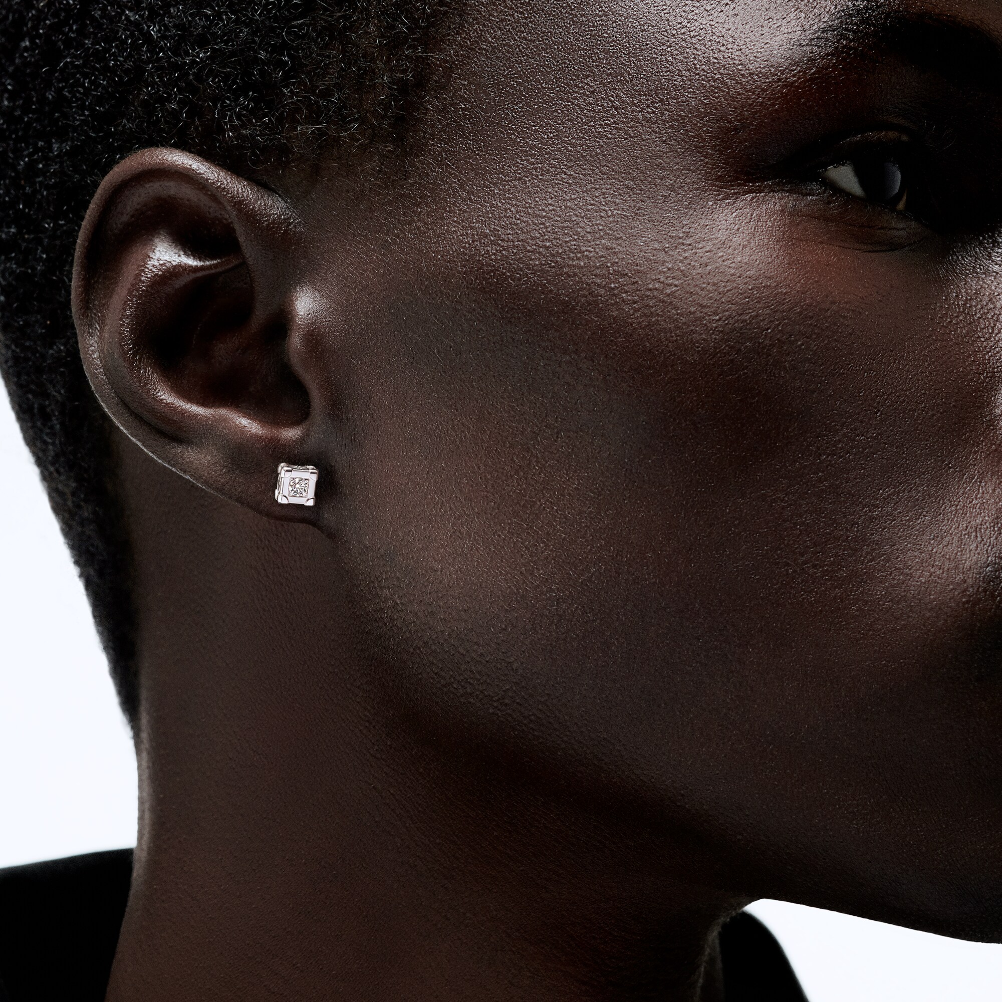 LV} - LV - LV珠宝按系列浏览 | 路易威登LOUIS VUITTON官网 (产品缩放)