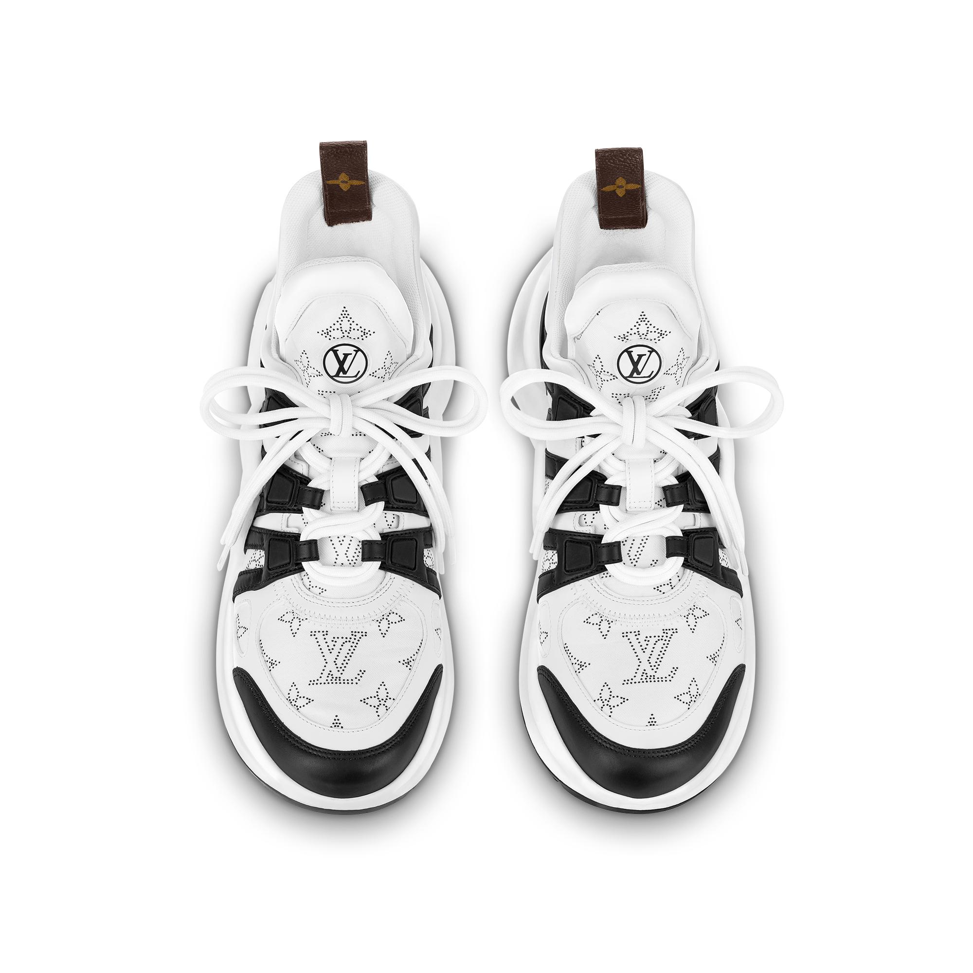 LV} - LV - LV男士Discontinued Product | 路易威登LOUIS VUITTON官网 (产品缩放)