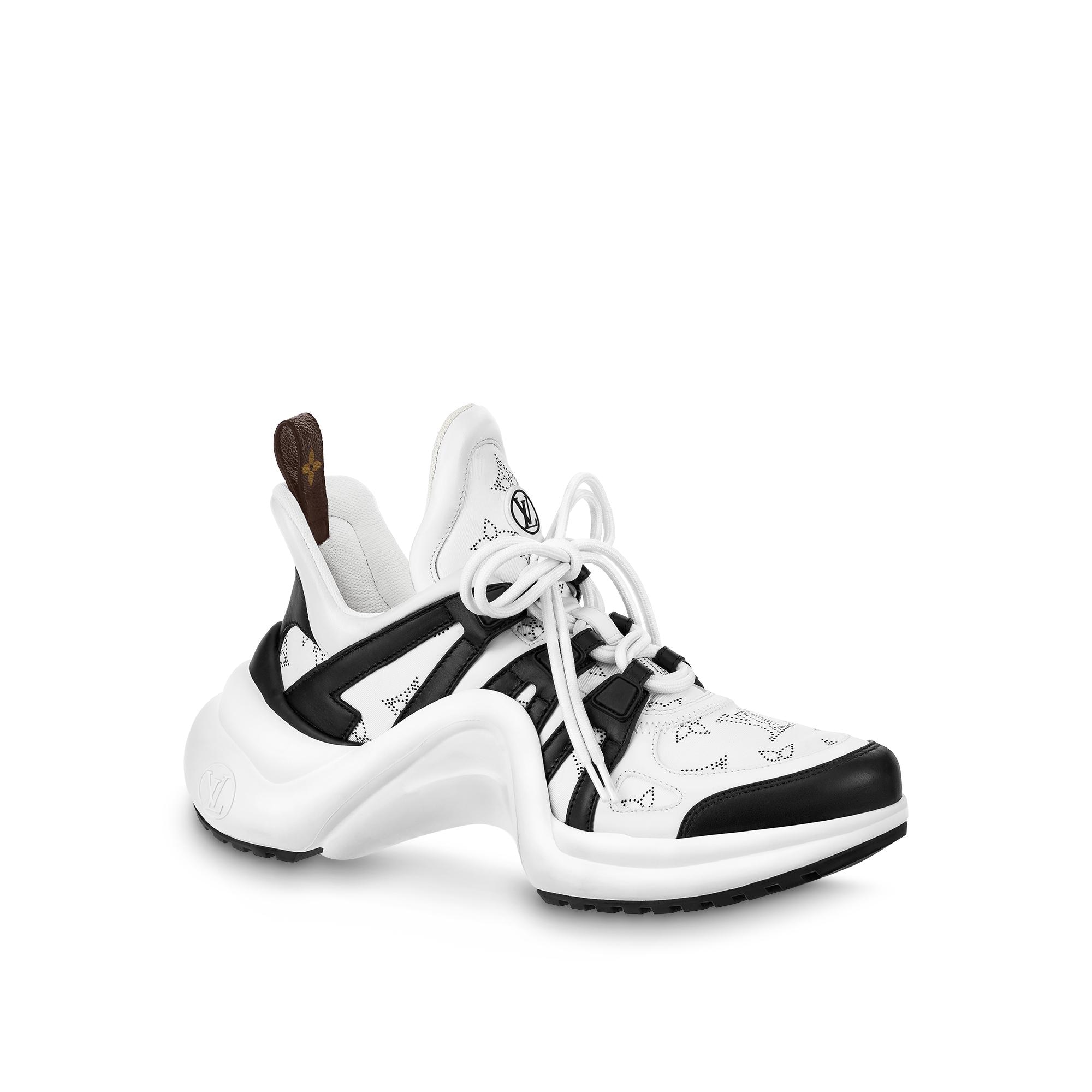 LV} - LV - LV男士Discontinued Product | 路易威登LOUIS VUITTON官网 (产品缩放)