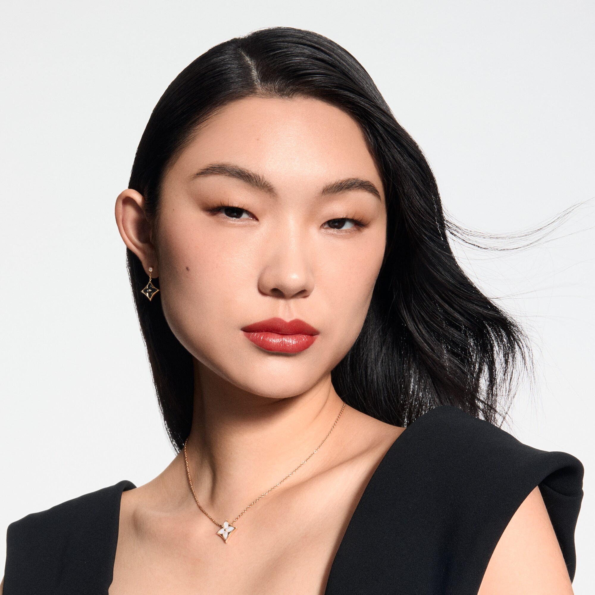LV} - LV - LV香水美妆唇妆 | 路易威登LOUIS VUITTON官网 (产品缩放)