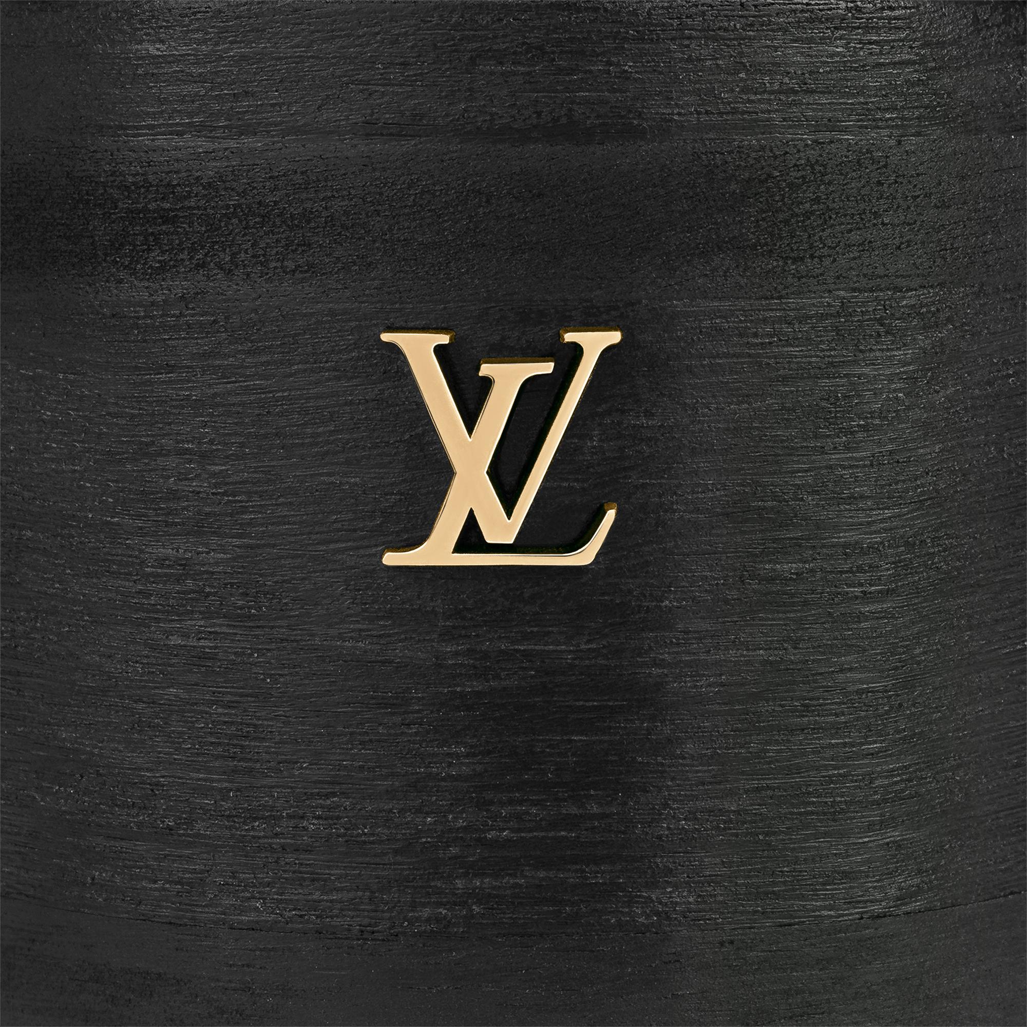 LV} - LV - LV男士Discontinued Product | 路易威登LOUIS VUITTON官网 (产品缩放)