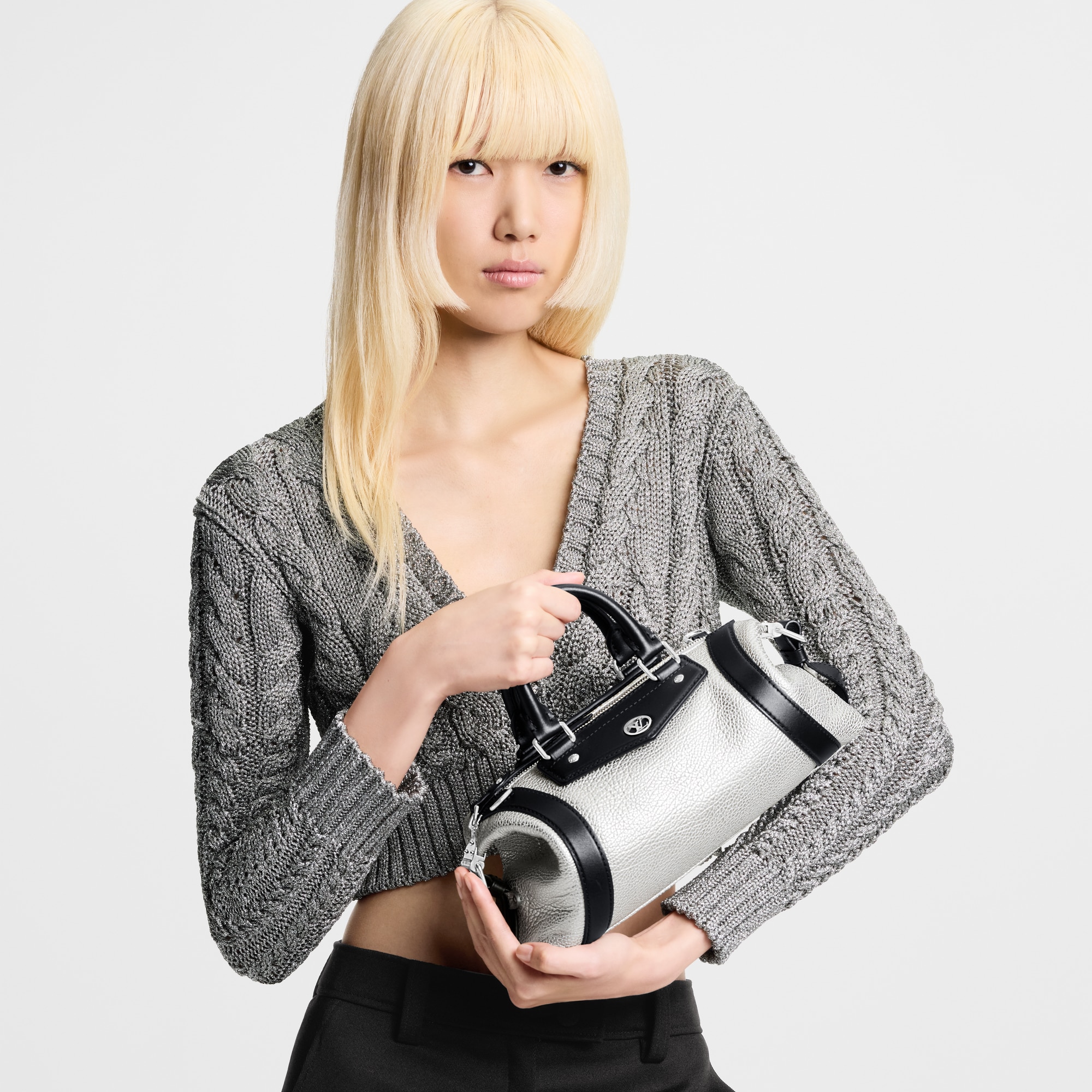 LV} - LVH27 - LV女士时尚手袋 | 路易威登LOUIS VUITTON官网 (产品缩放)