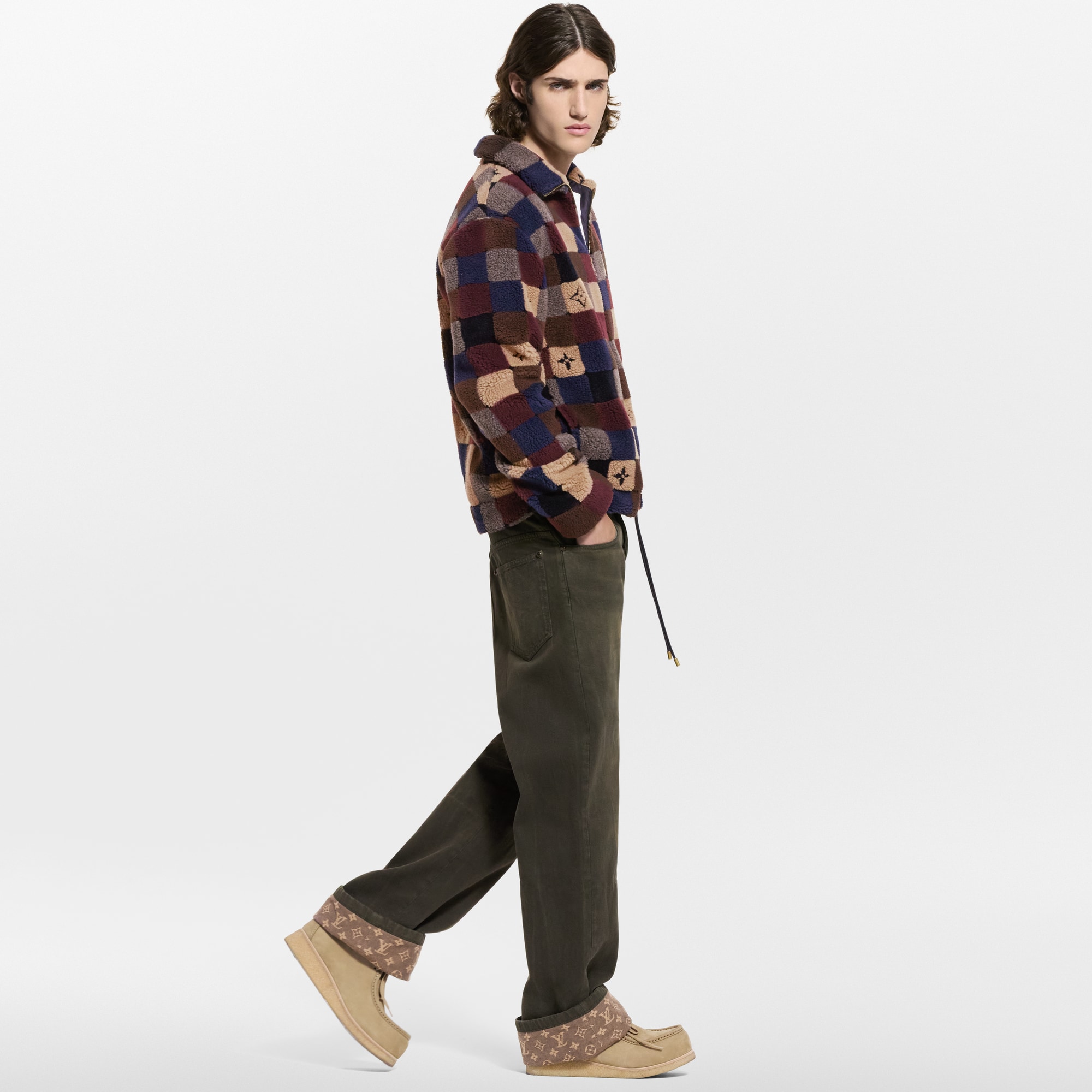 LV} - LV - LV男士鞋履系列 | 路易威登LOUIS VUITTON官网 (产品缩放)