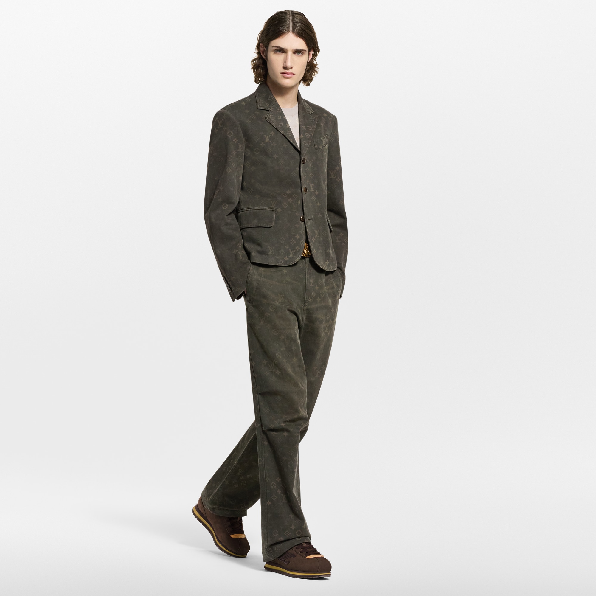 LV} - LV - LV男士鞋履系列 | 路易威登LOUIS VUITTON官网 (产品缩放)