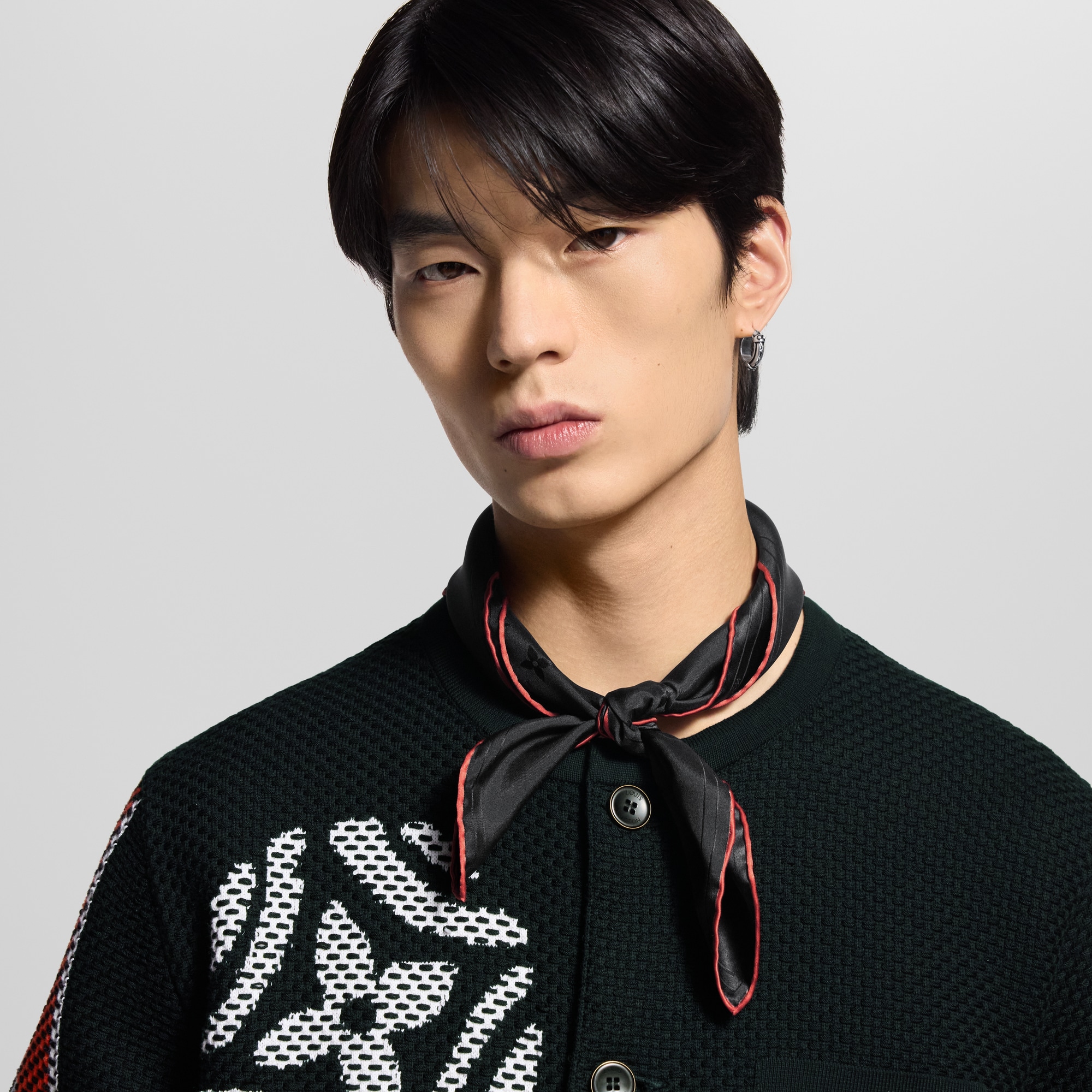 LV} - LVS00 - LV男士配饰系列 | 路易威登LOUIS VUITTON官网 (产品缩放)
