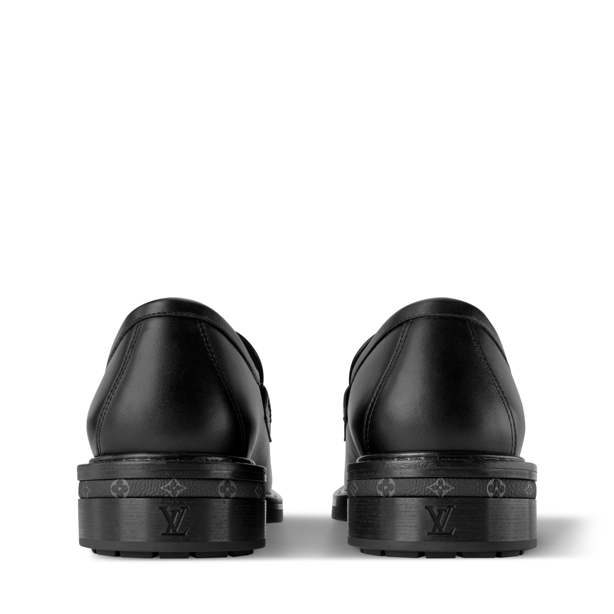 LV} - LV - LV男士鞋履系列 | 路易威登LOUIS VUITTON官网 (产品缩放)