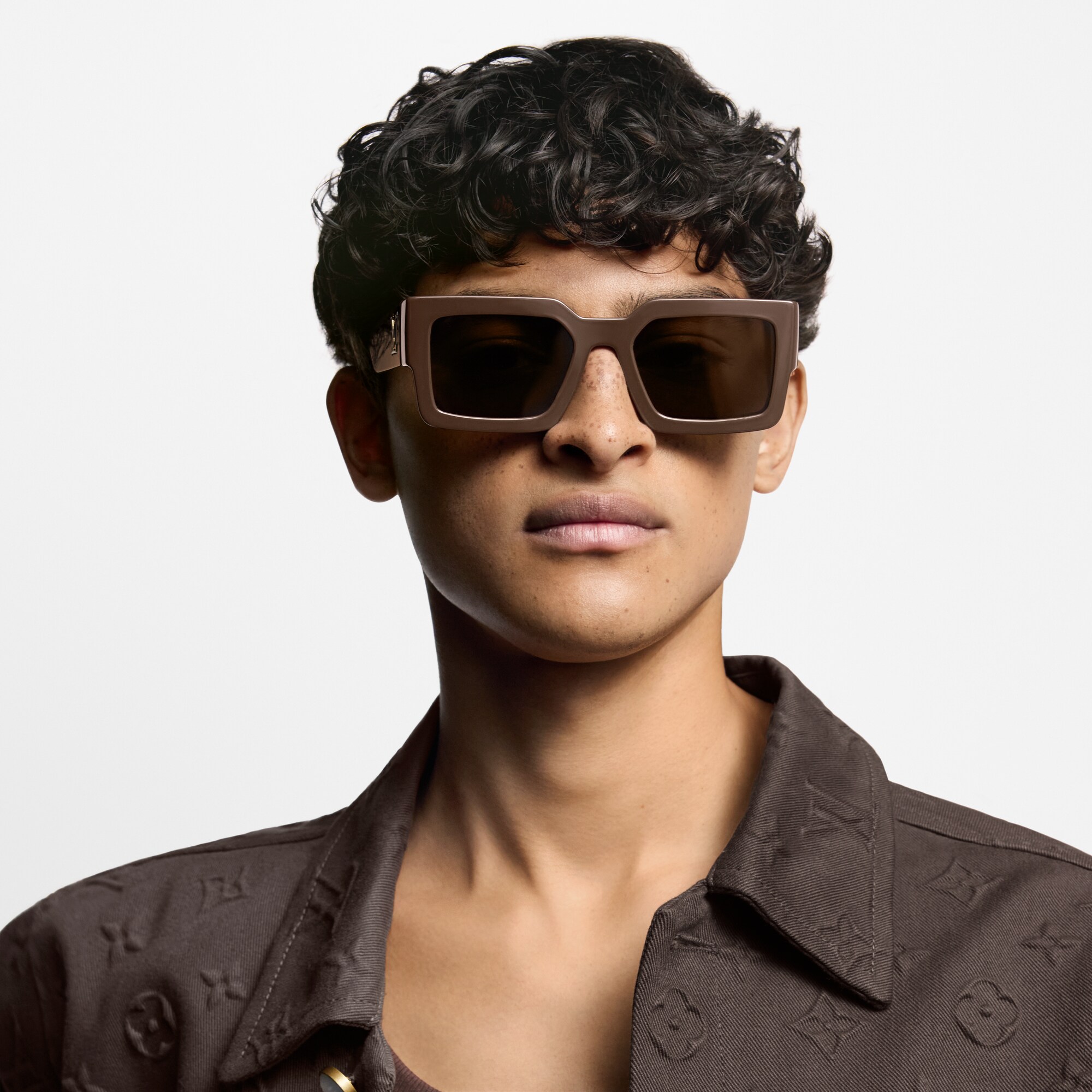 LV} - LVS00 - LV男士配饰系列 | 路易威登LOUIS VUITTON官网 (产品缩放)