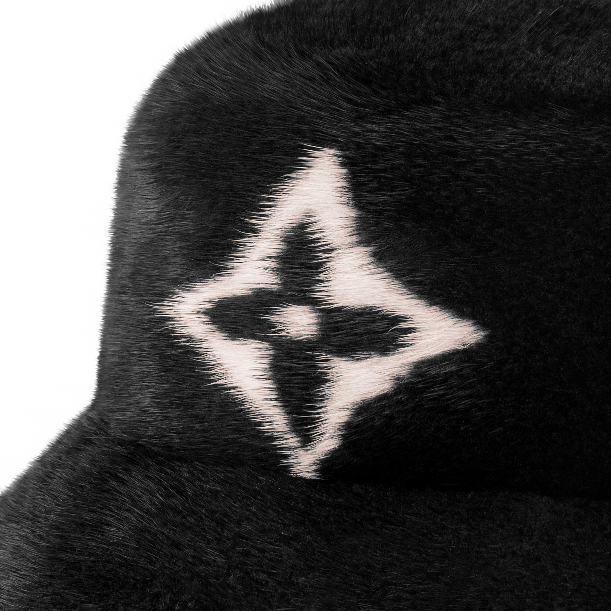 LV} - LVS00 - LV女士灵动配饰 | 路易威登LOUIS VUITTON官网 (产品缩放)