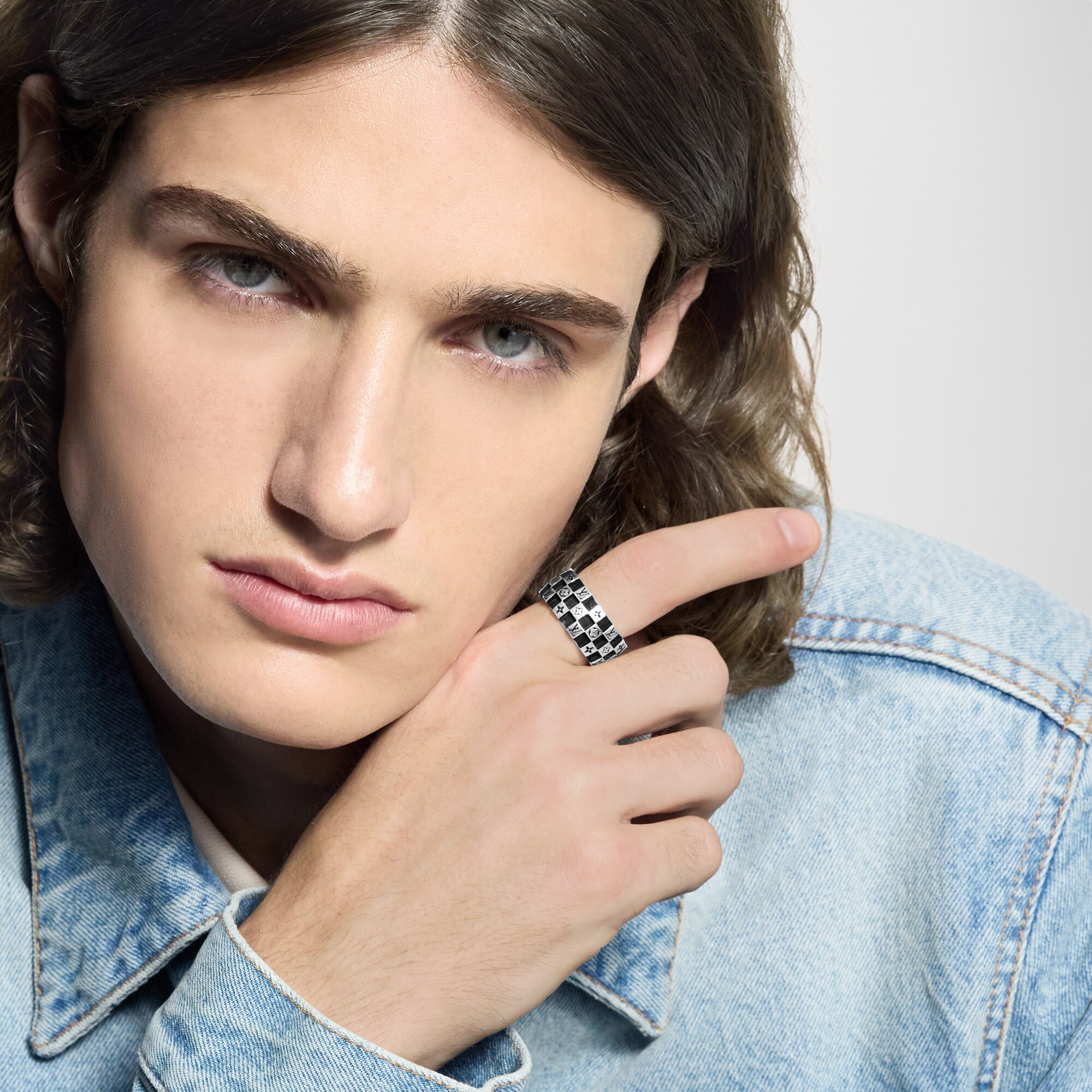 LV} - LVS00 - LV男士时尚首饰 | 路易威登LOUIS VUITTON官网 (产品缩放)