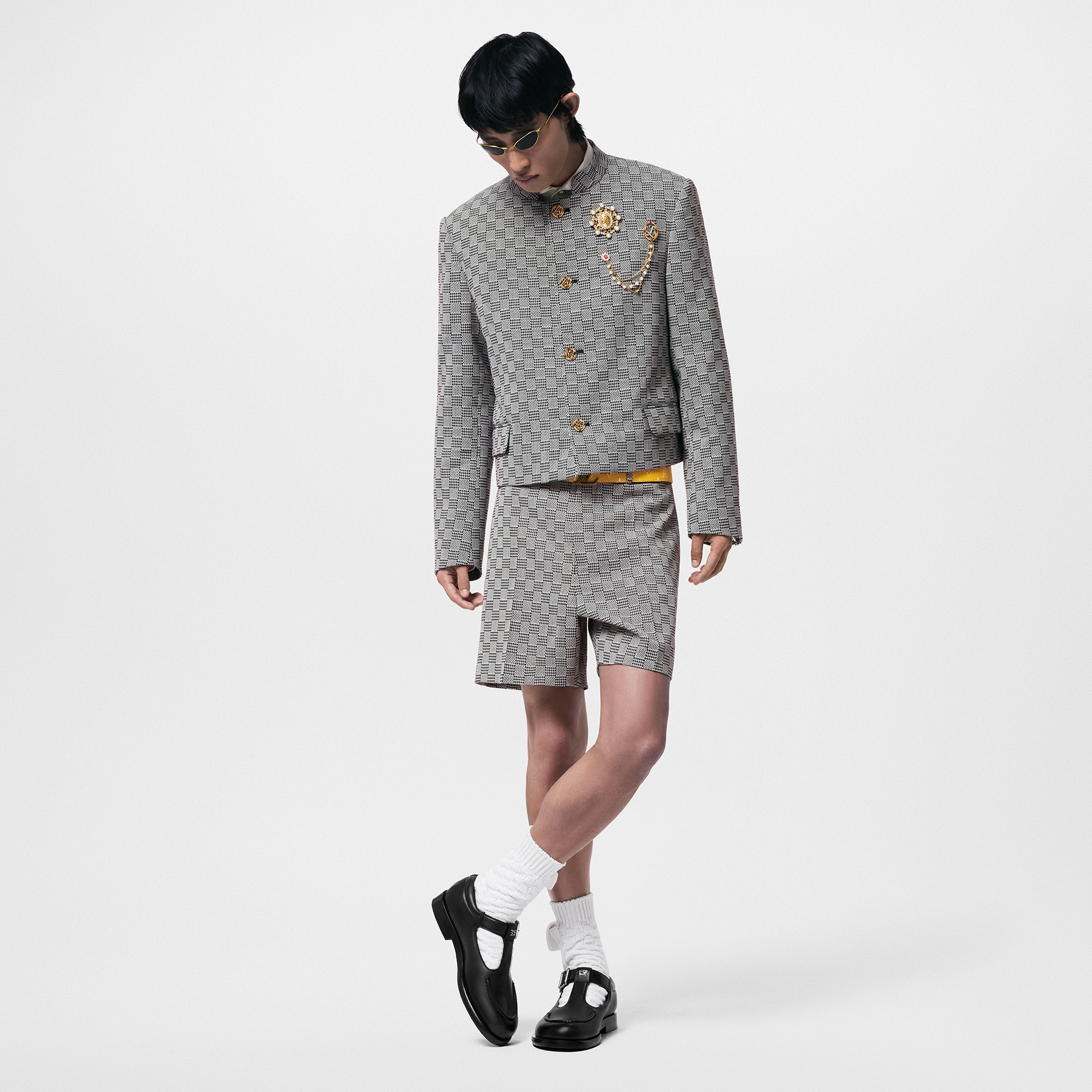 LV} - LV - LV男士鞋履系列 | 路易威登LOUIS VUITTON官网 (产品缩放)