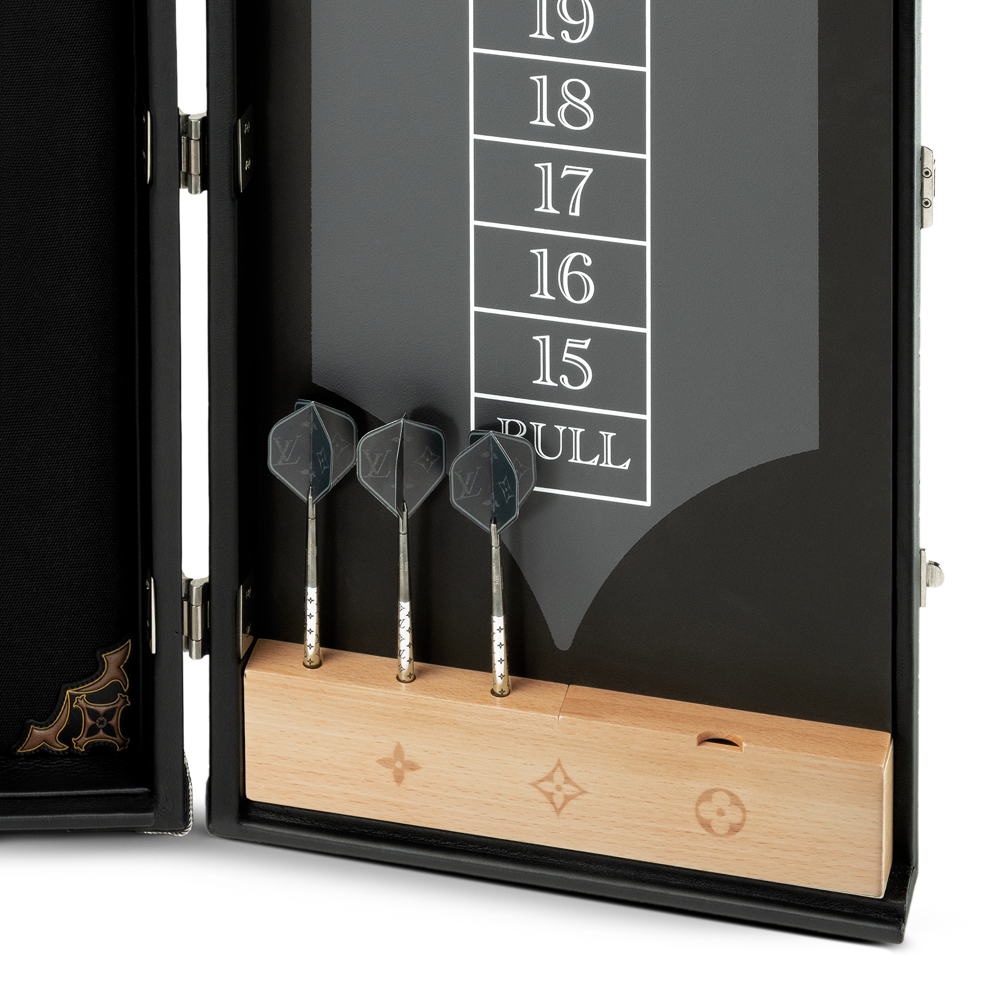 LV} - LVH27 - LV硬箱、旅行和家居硬箱和小型硬箱 | 路易威登LOUIS VUITTON官网 (产品缩放)