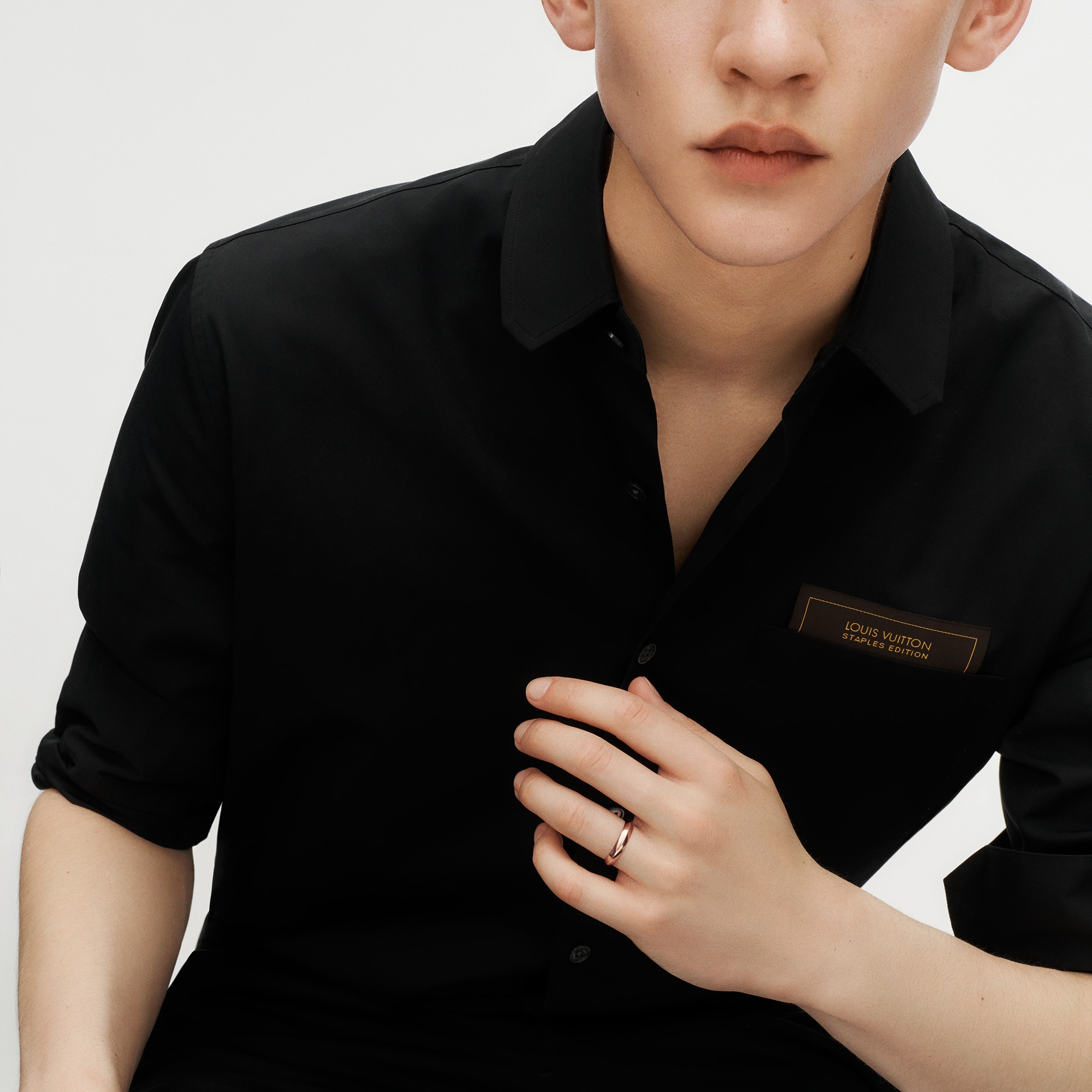 LV} - LV - LV珠宝按类别浏览 | 路易威登LOUIS VUITTON官网 (产品缩放)