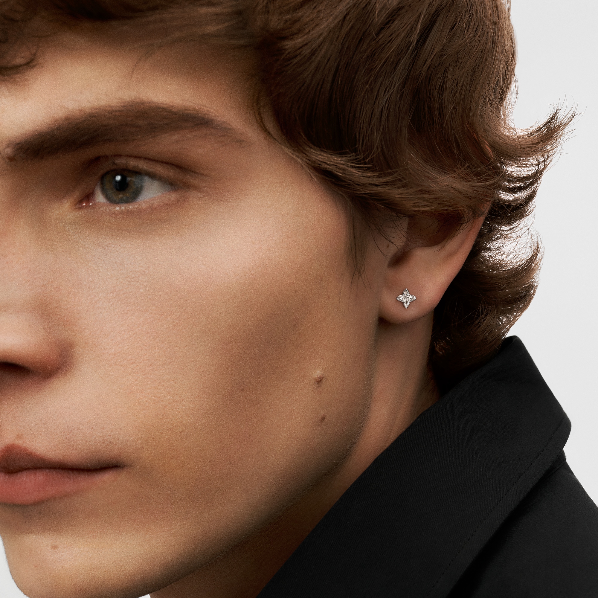 LV} - LV - LV珠宝按系列浏览 | 路易威登LOUIS VUITTON官网 (产品缩放)