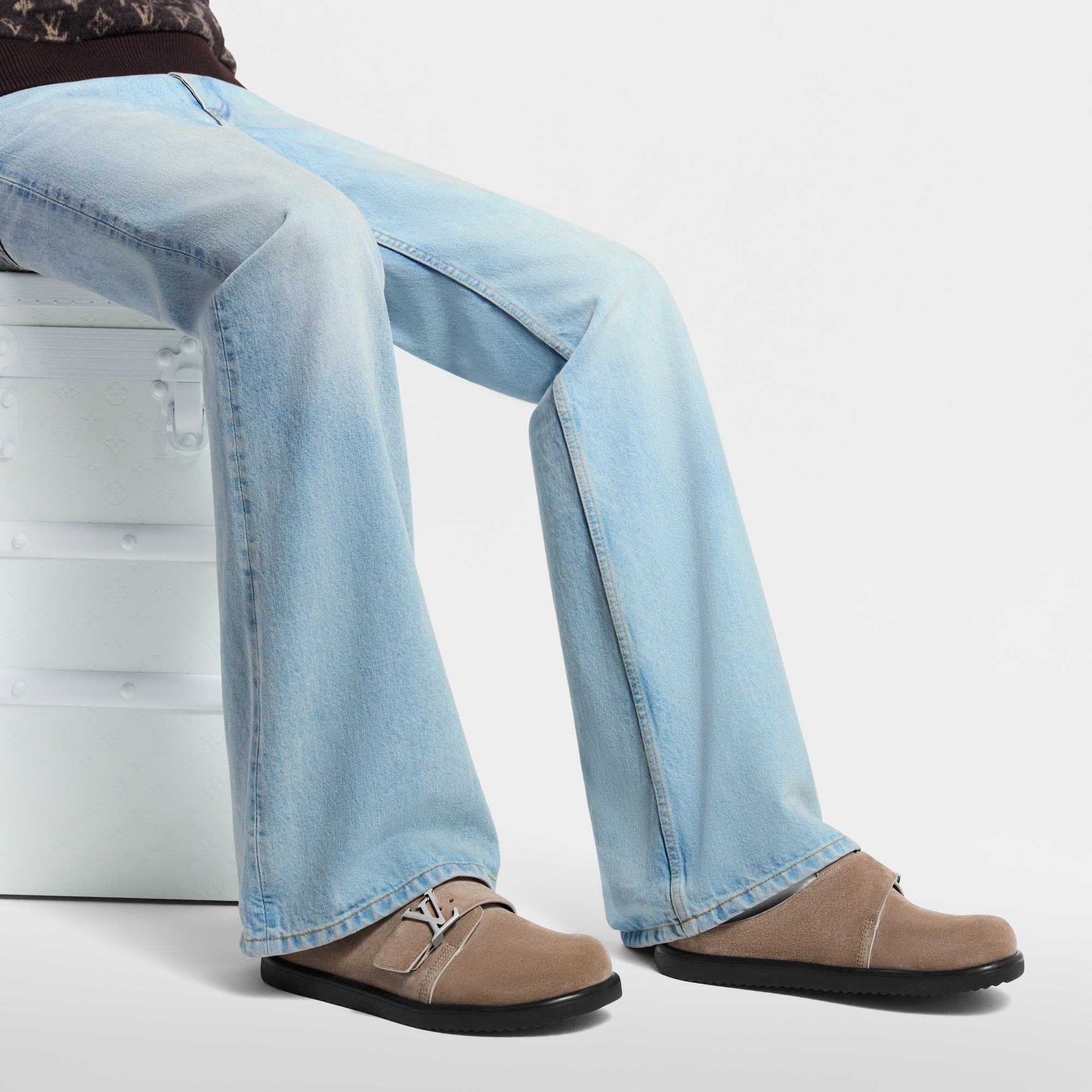 LV} - LV - LV男士鞋履系列 | 路易威登LOUIS VUITTON官网 (产品缩放)