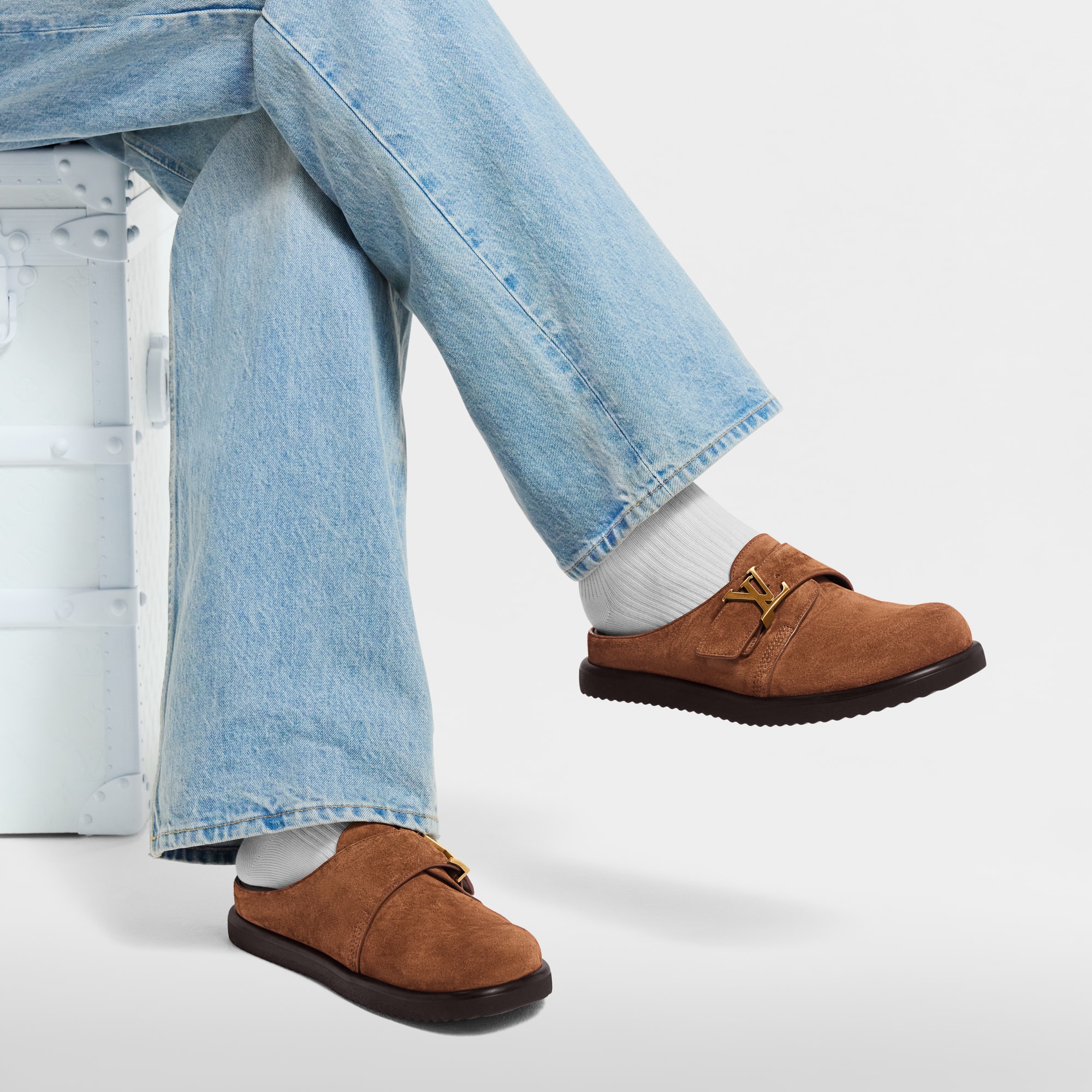 LV} - LV - LV男士鞋履系列 | 路易威登LOUIS VUITTON官网 (产品缩放)