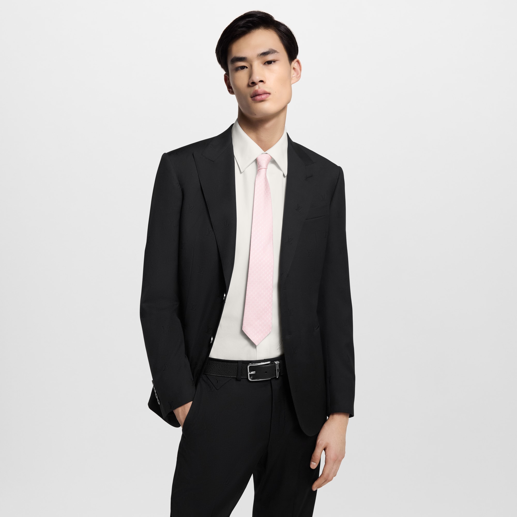 LV} - LVS00 - LV男士配饰系列 | 路易威登LOUIS VUITTON官网 (产品缩放)