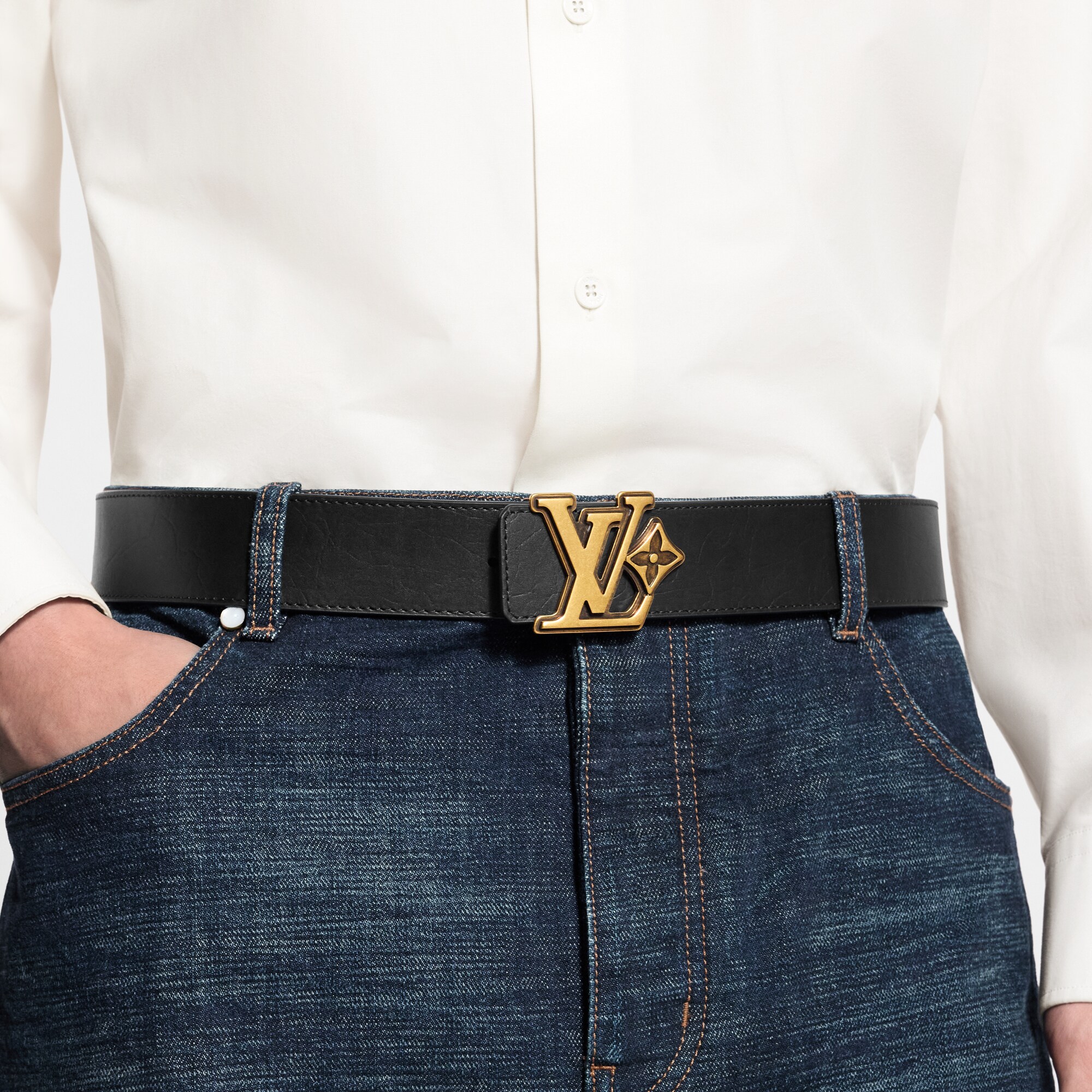 LV} - LV - LV男士配饰系列 | 路易威登LOUIS VUITTON官网 (产品缩放)