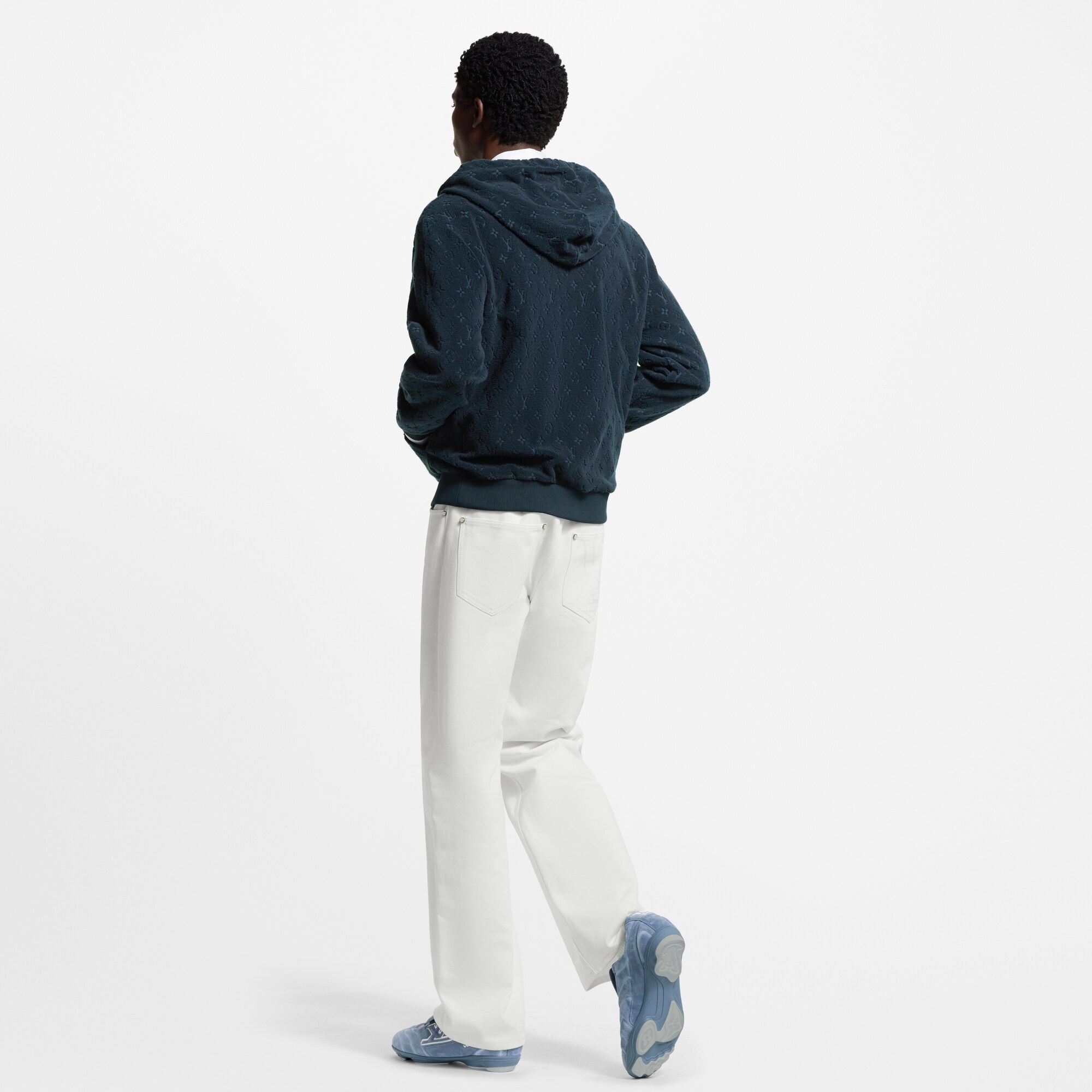 LV} - LV - LV男士鞋履系列 | 路易威登LOUIS VUITTON官网 (产品缩放)