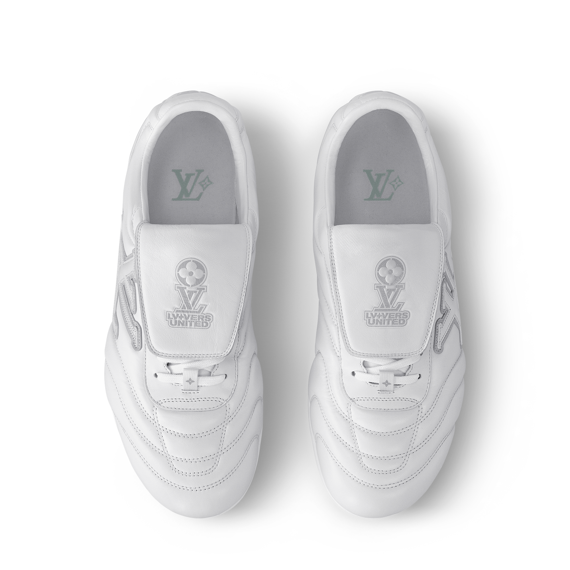 LV} - LV - LV男士鞋履系列 | 路易威登LOUIS VUITTON官网 (产品缩放)