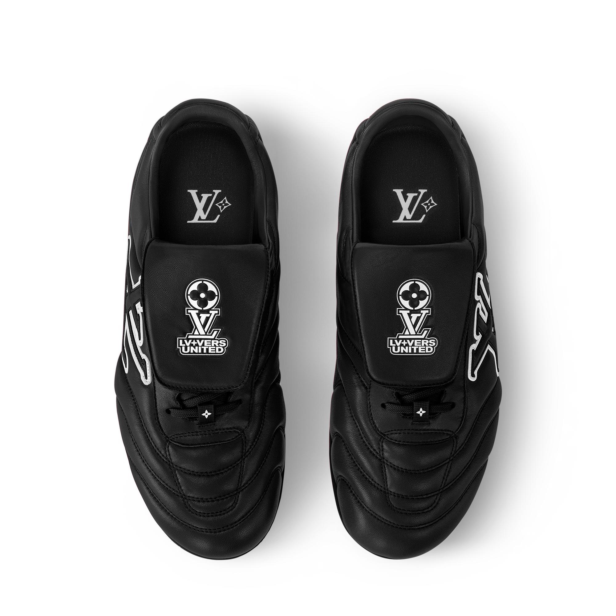 LV} - LV - LV男士鞋履系列 | 路易威登LOUIS VUITTON官网 (产品缩放)
