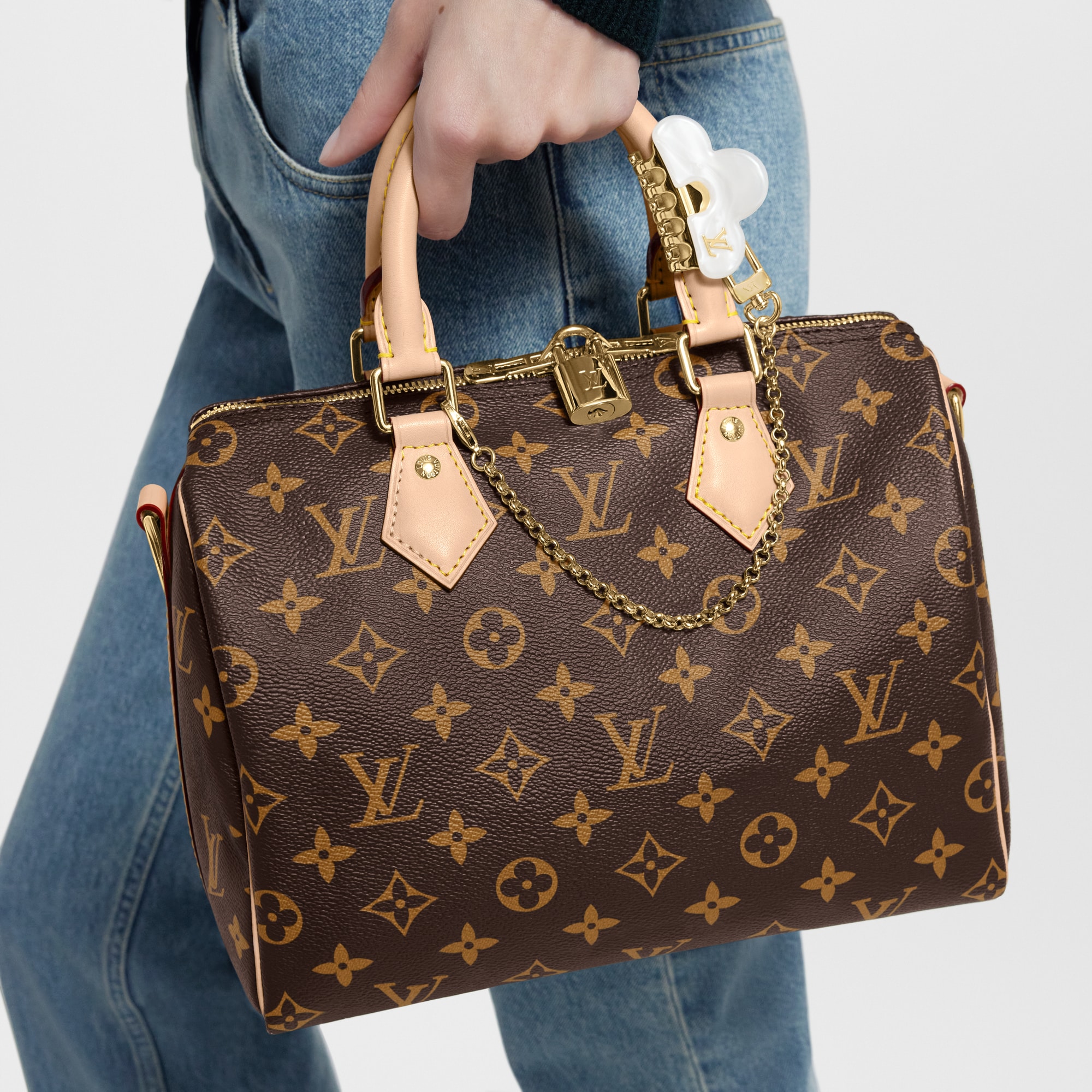 LV} - LVS00 - LV女士灵动配饰 | 路易威登LOUIS VUITTON官网 (产品缩放)