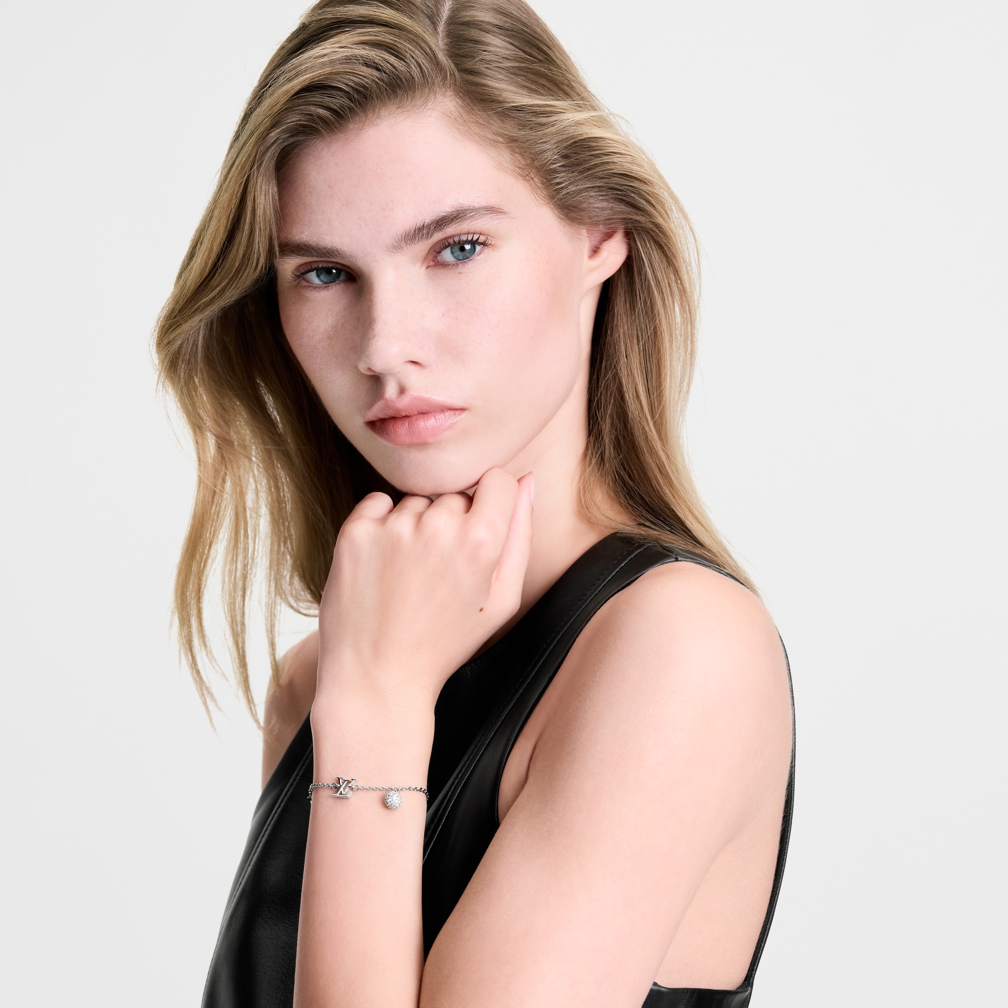 LV} - LVS00 - LV女士时尚首饰 | 路易威登LOUIS VUITTON官网 (产品缩放)